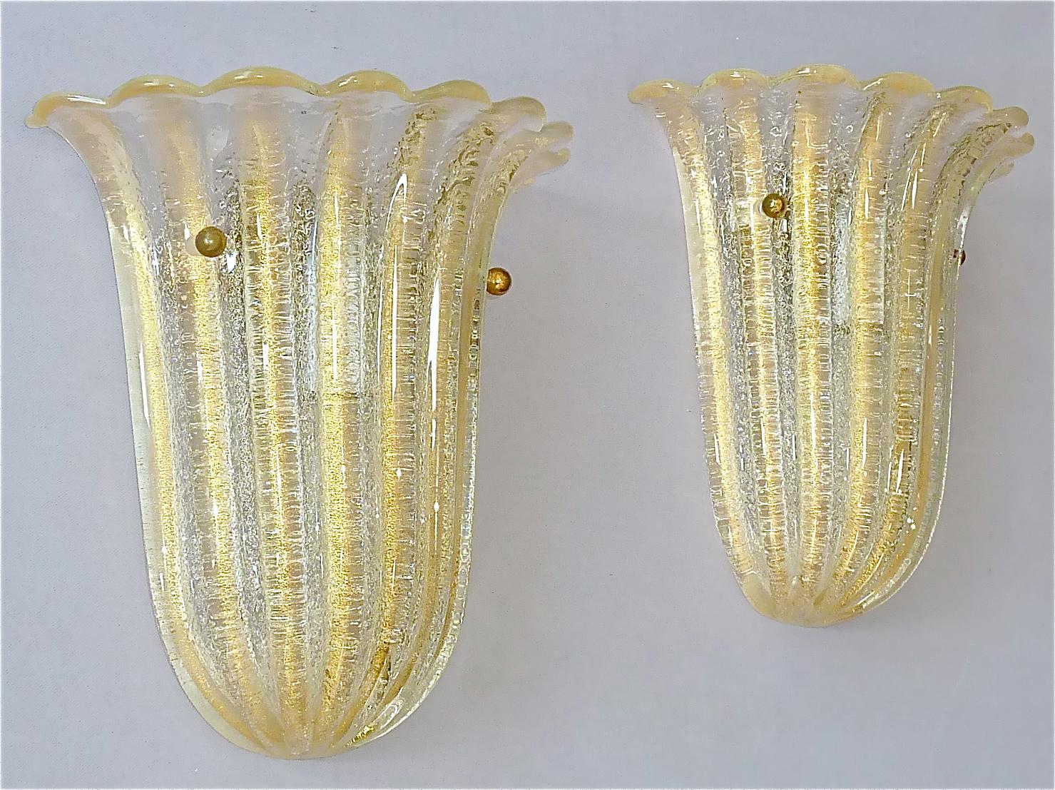 Patinated Signed Pair Barovier Toso Floral Tulip Leaf Sconces Murano Gold Art Glass 1970s For Sale