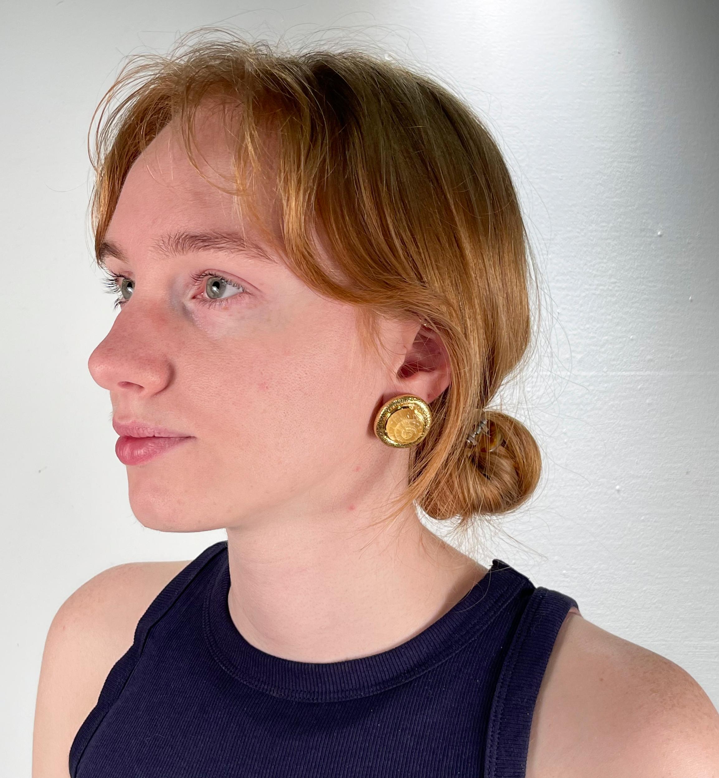 Signed Pair of Elizabeth Gage Nautilus Citrine & 18K Gold Clip-On Earrings For Sale 10