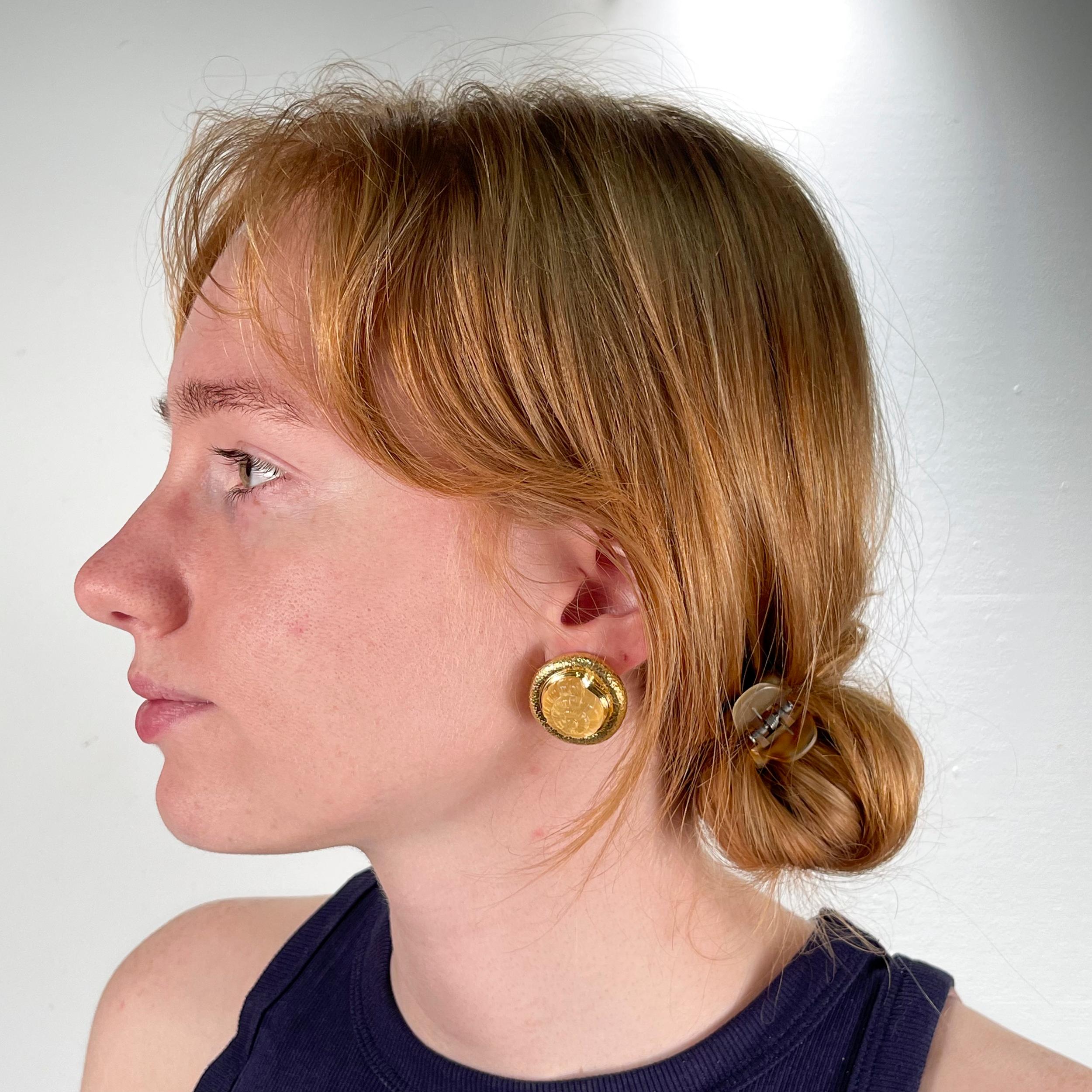 Signed Pair of Elizabeth Gage Nautilus Citrine & 18K Gold Clip-On Earrings For Sale 11