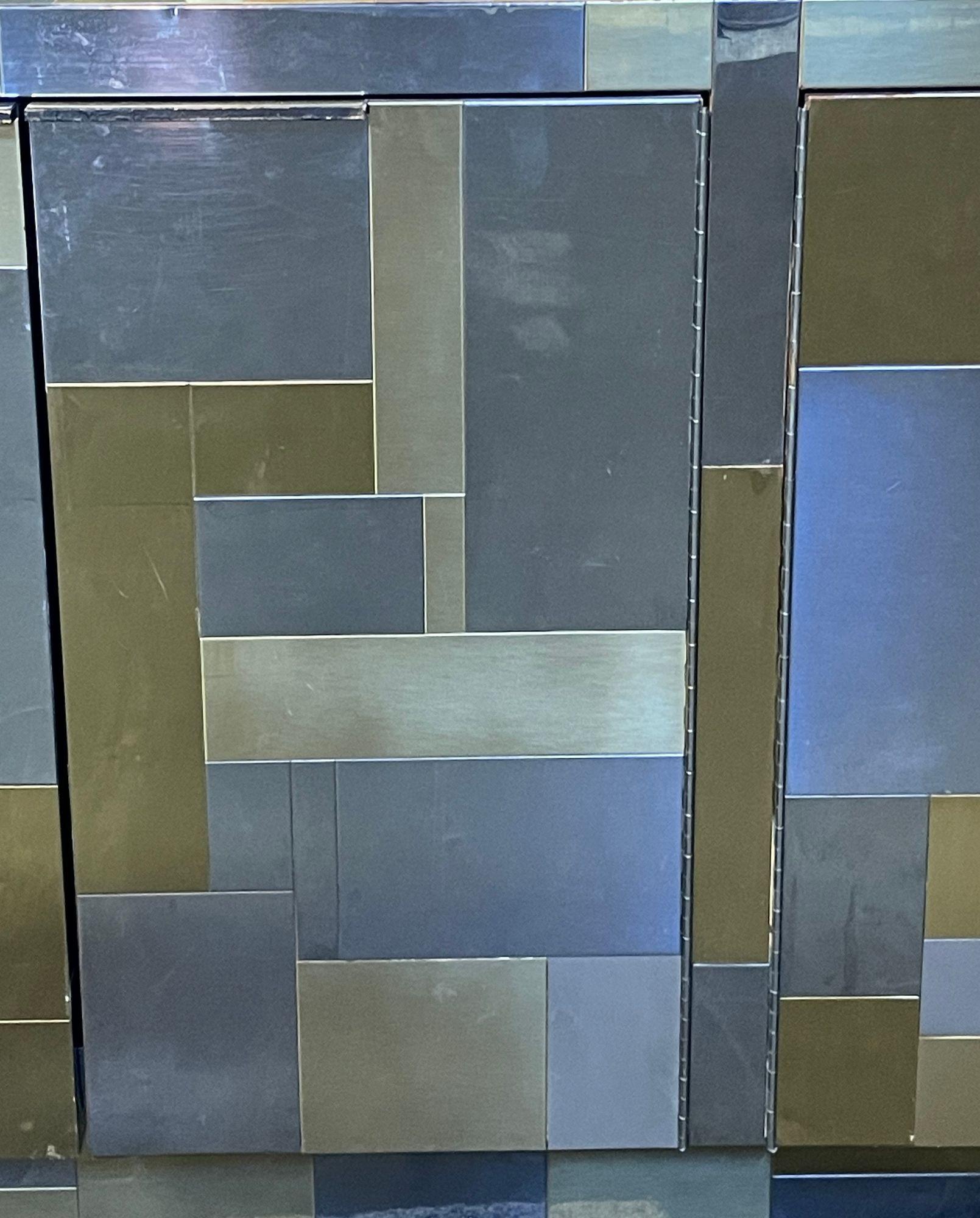 Signed Paul Evans for Directional 'Cityscape' PE 200 Sideboard, Circa 1975. For Sale 1