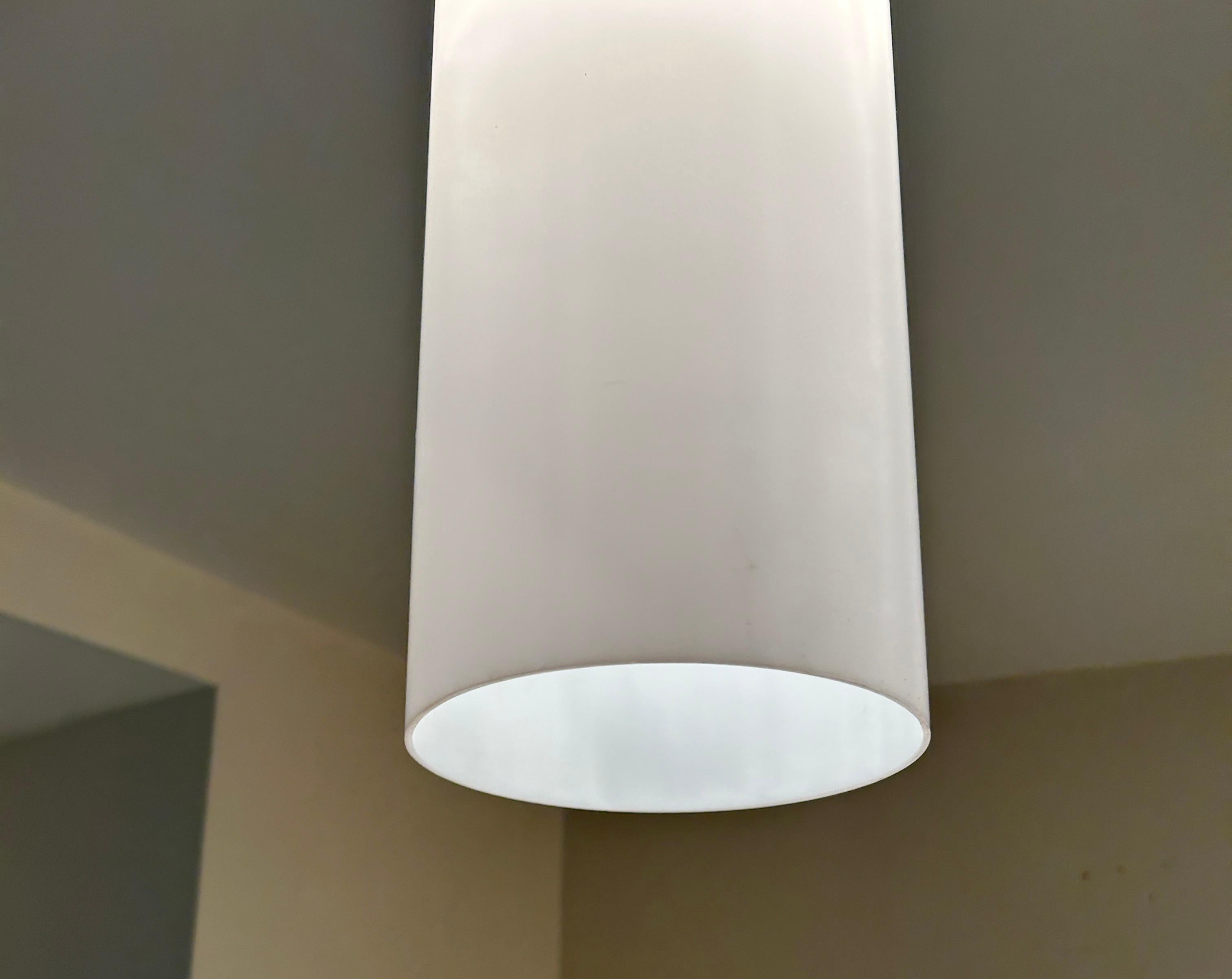 Lampada a sospensione Paul Mayen firmata In condizioni ottime in vendita a South Charleston, WV