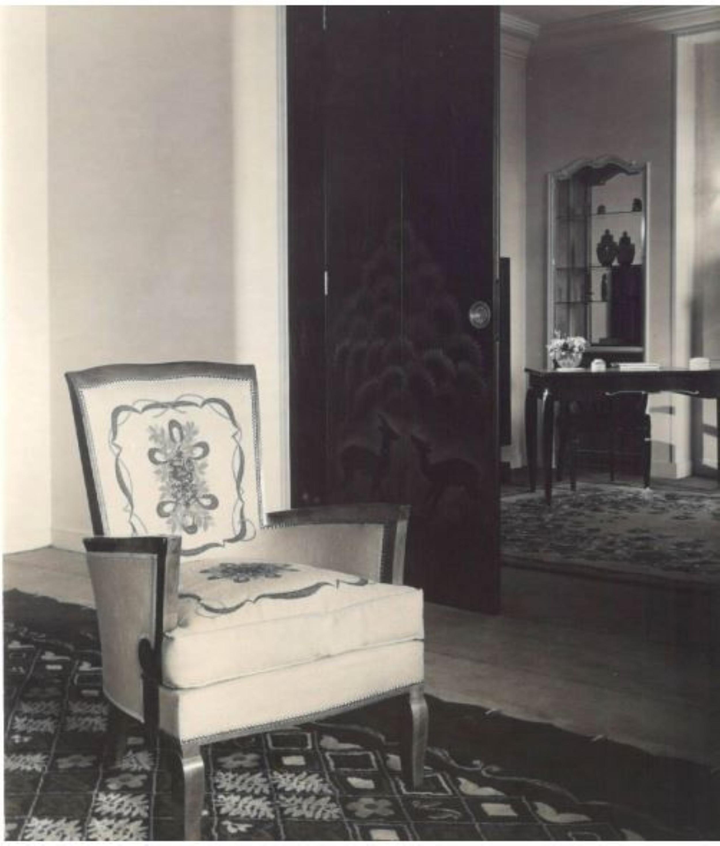 This exquisite 1940s French creation, hand-knotted in plush wool pile by Paule Leleu circa 1942–1946, is an exciting centerpiece for Rug & Kilim's Vintage Art Deco Collection. As chief rug designer for the influential Maison Leleu, Paule is