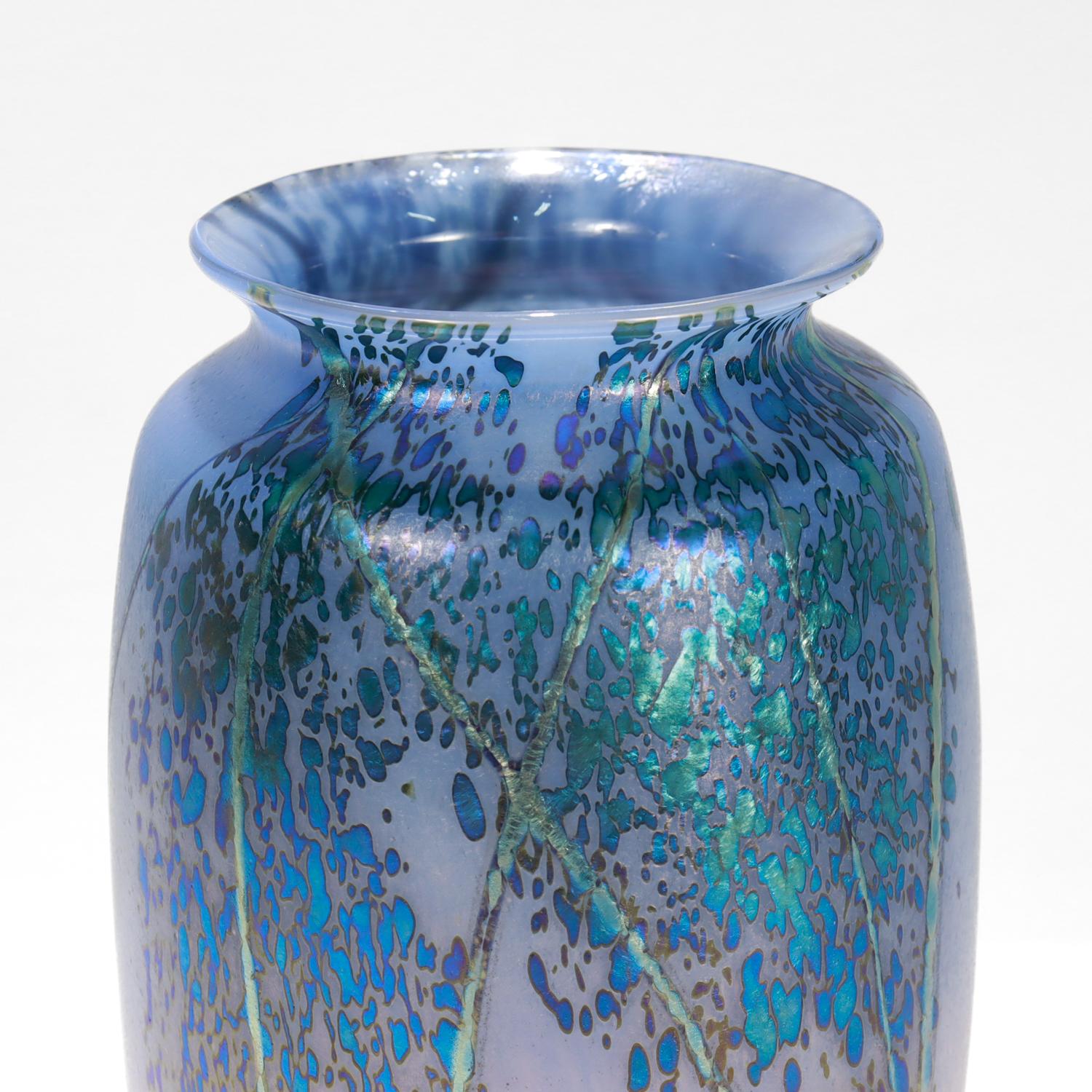 Contemporary Signed Peet Robison Mesa Art Glass Vase