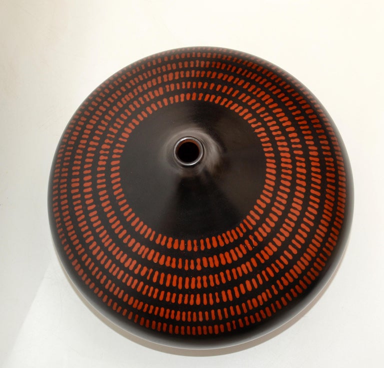 Signed Peruvian Urn Shape Studio Piece Black & Brown Ceramic Vase, Pottery For Sale 5