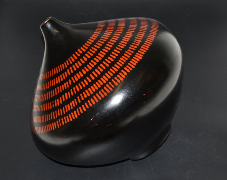 Hand-Painted Signed Peruvian Urn Shape Studio Piece Black & Brown Ceramic Vase, Pottery For Sale