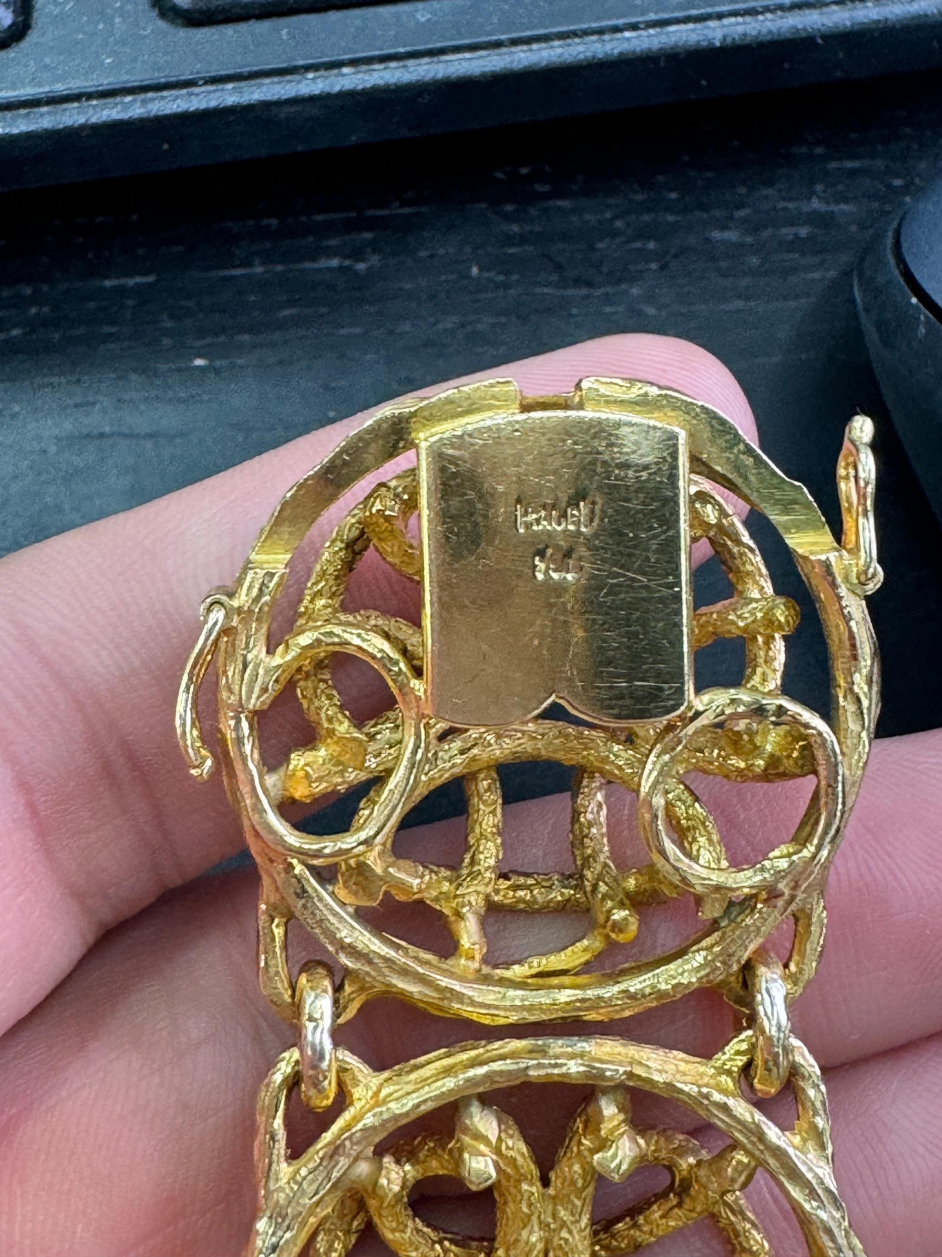 Bracelet en or jaune 18 carats signé Piaget Dome Link 121 Grammes Excellent état - En vente à New York, NY