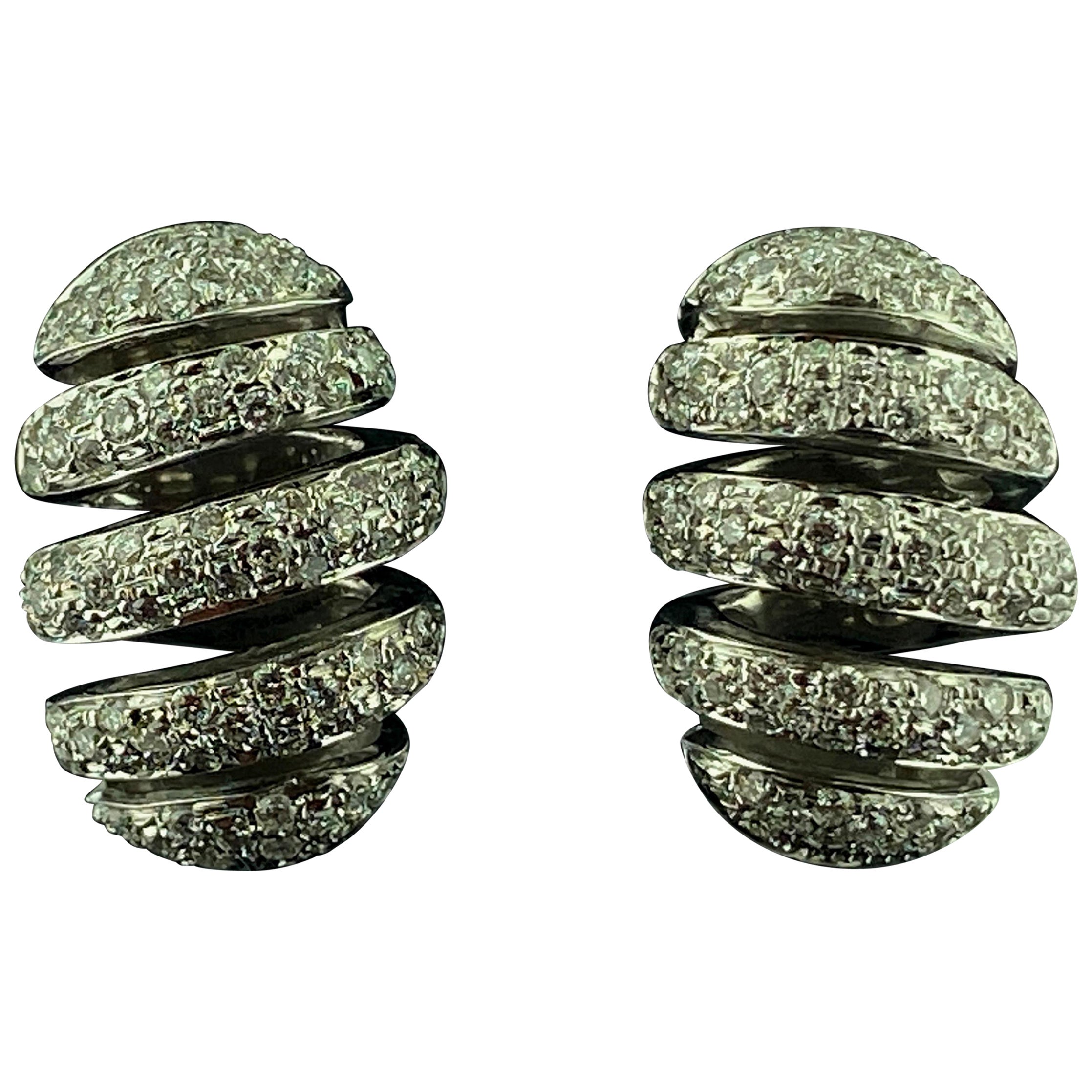 Pendientes de diamantes firmados por Piero Milano