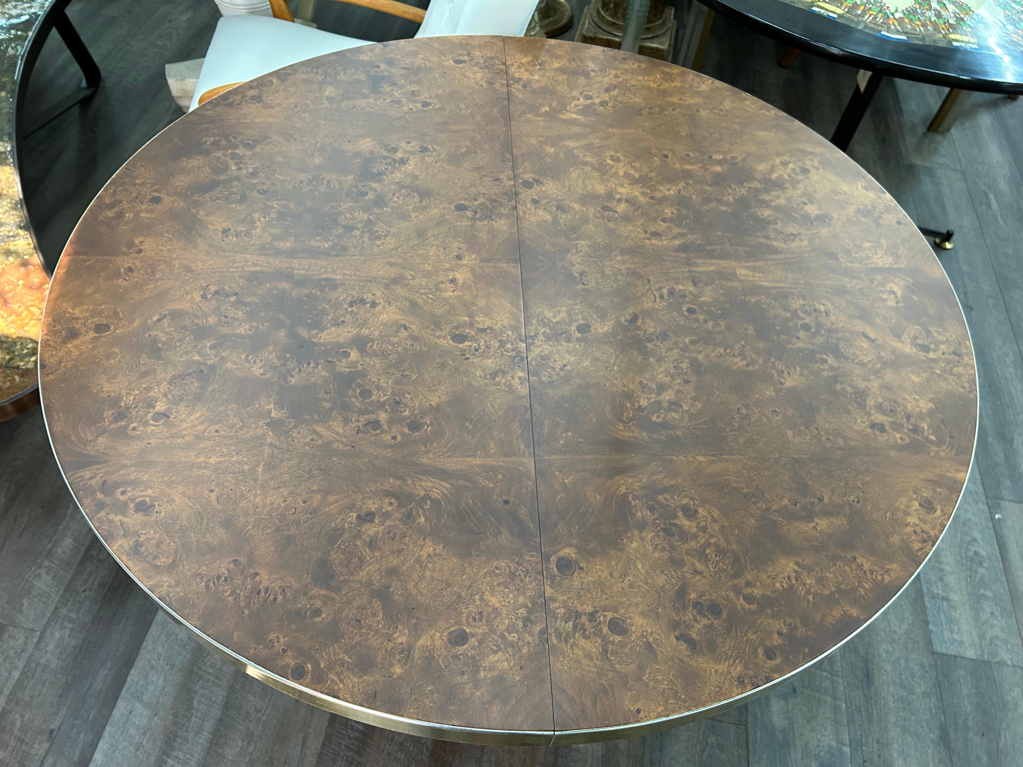 Table en laiton et ronce signée Pierre Cardin en vente 6