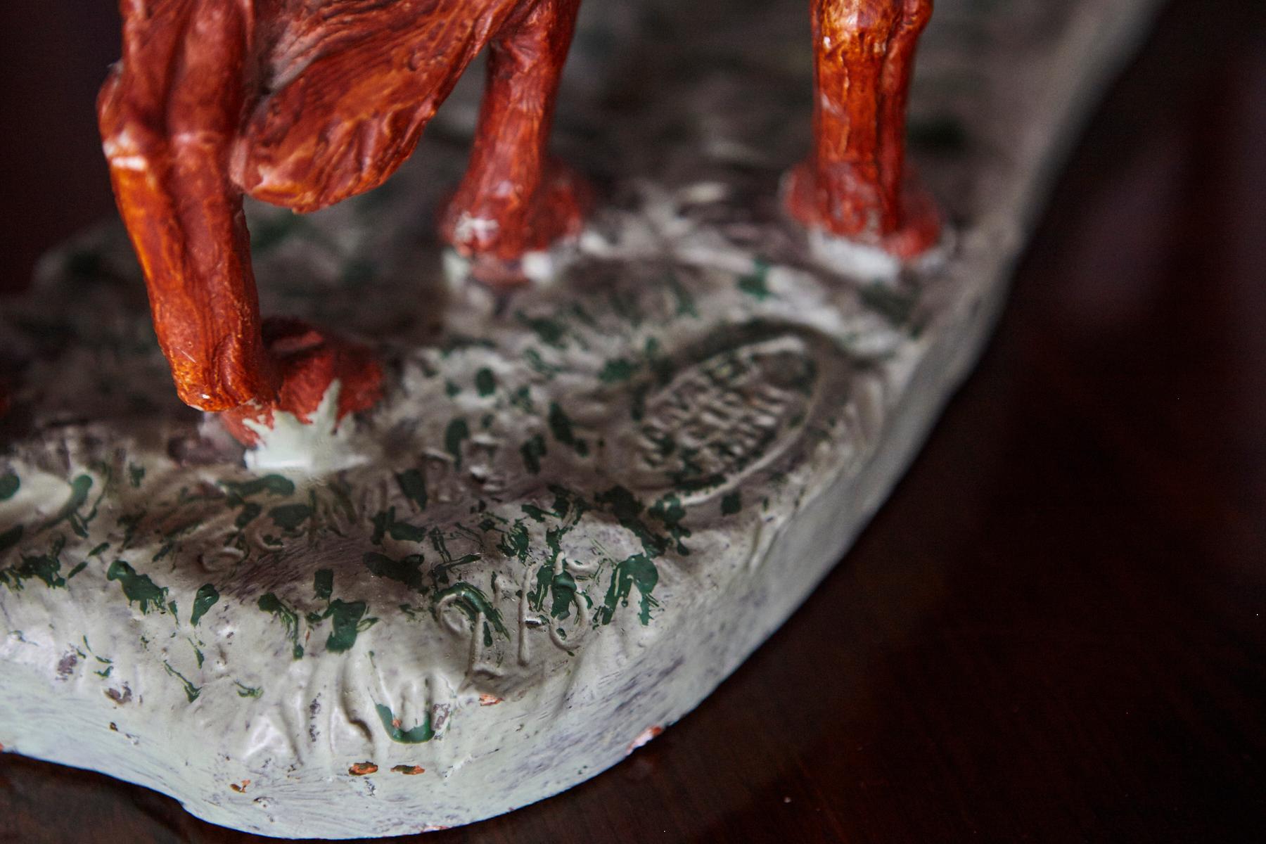 Signed Plaster Sculpture two Hunting Dogs, early 20th Century For Sale 10