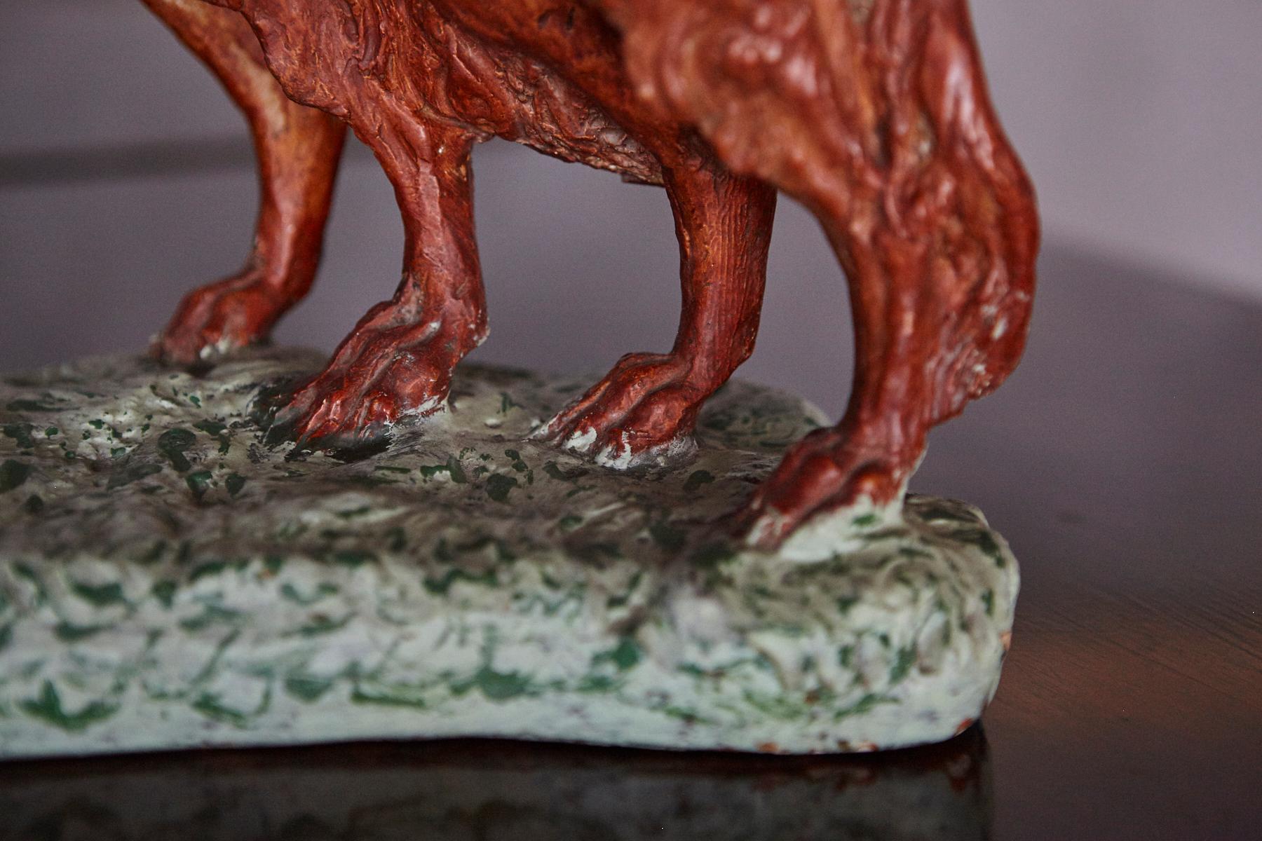 Signed Plaster Sculpture two Hunting Dogs, early 20th Century In Good Condition For Sale In Aramits, Nouvelle-Aquitaine