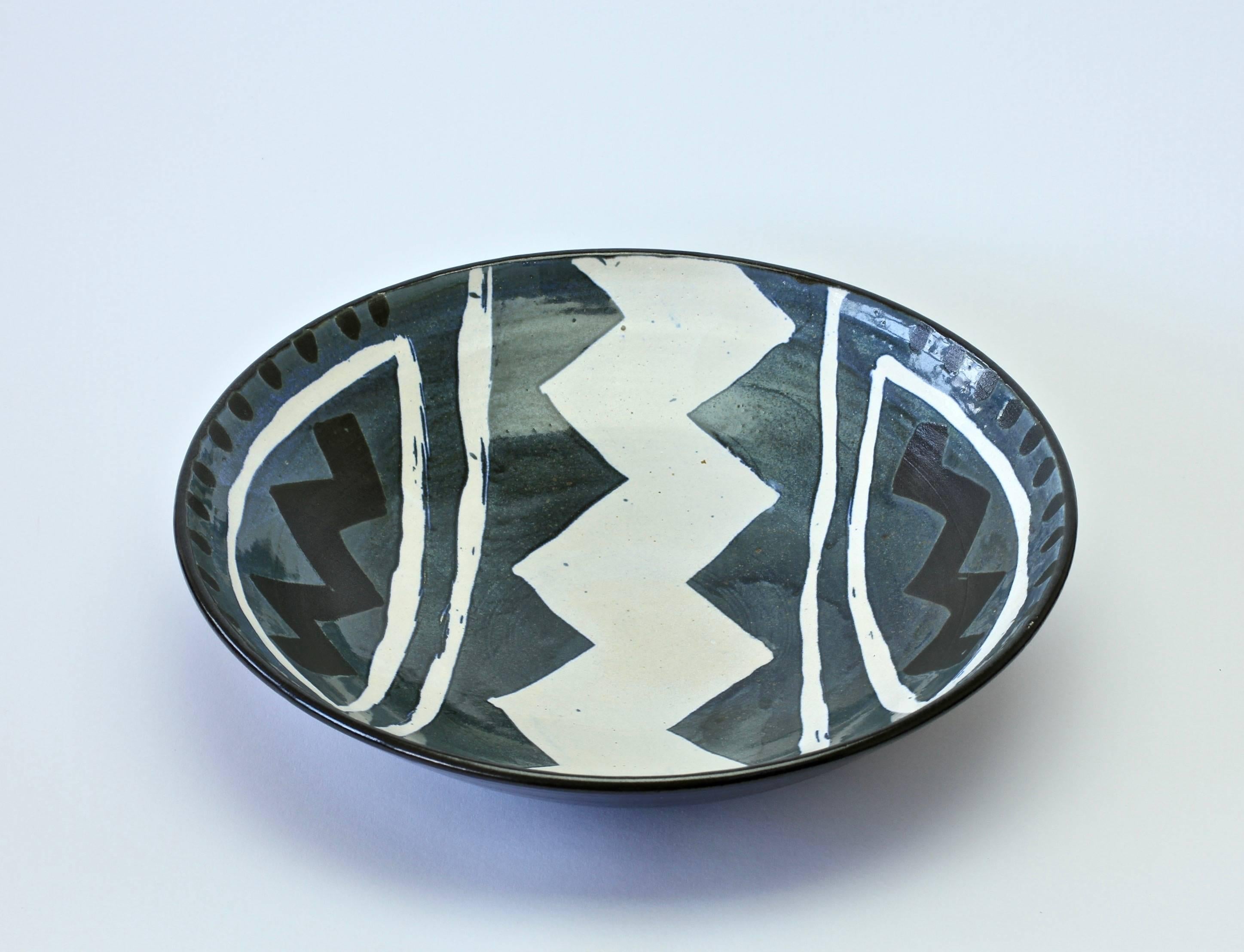 British Signed Large Postmodern Art Studio Pottery Bowl 1980s with Geometric Pattern