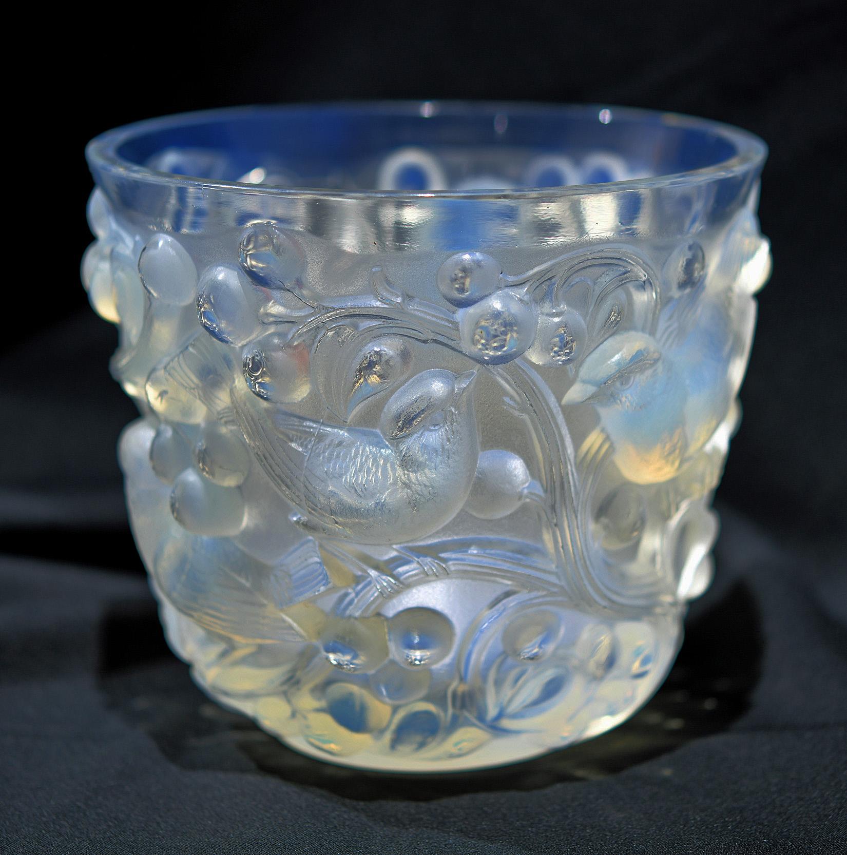 Other Signed Rene Lalique Avallon Vase, circa 1930