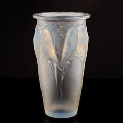 Signed Rene Lalique Ceylan Vase Designed, 1924