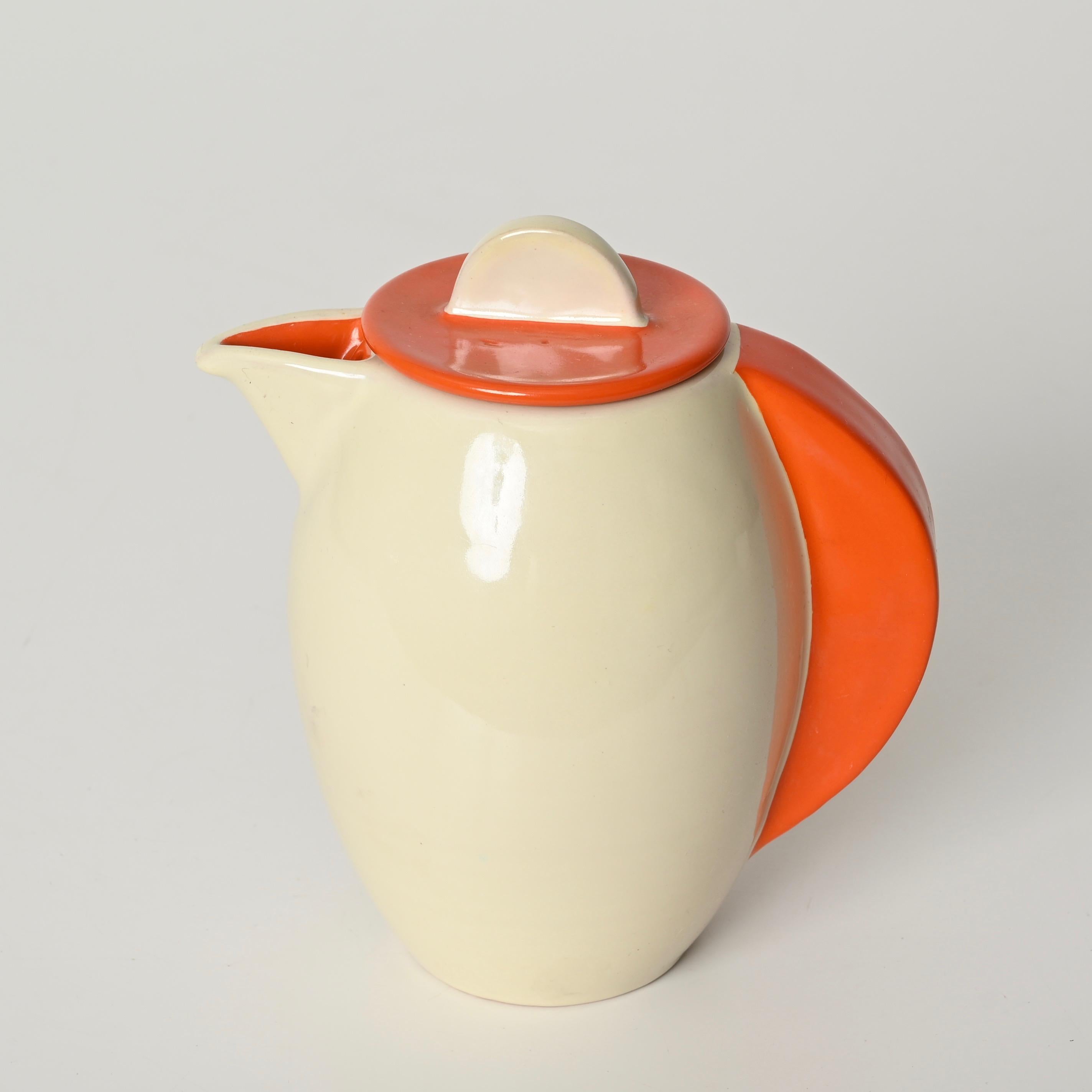 Firmata Rometti Umbertide - Caraffa da caffè arancione avorio S.A.C.R.U., Italia 1940s in vendita 7
