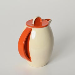 Firmata Rometti Umbertide - Caraffa da caffè arancione avorio S.A.C.R.U., Italia 1940s