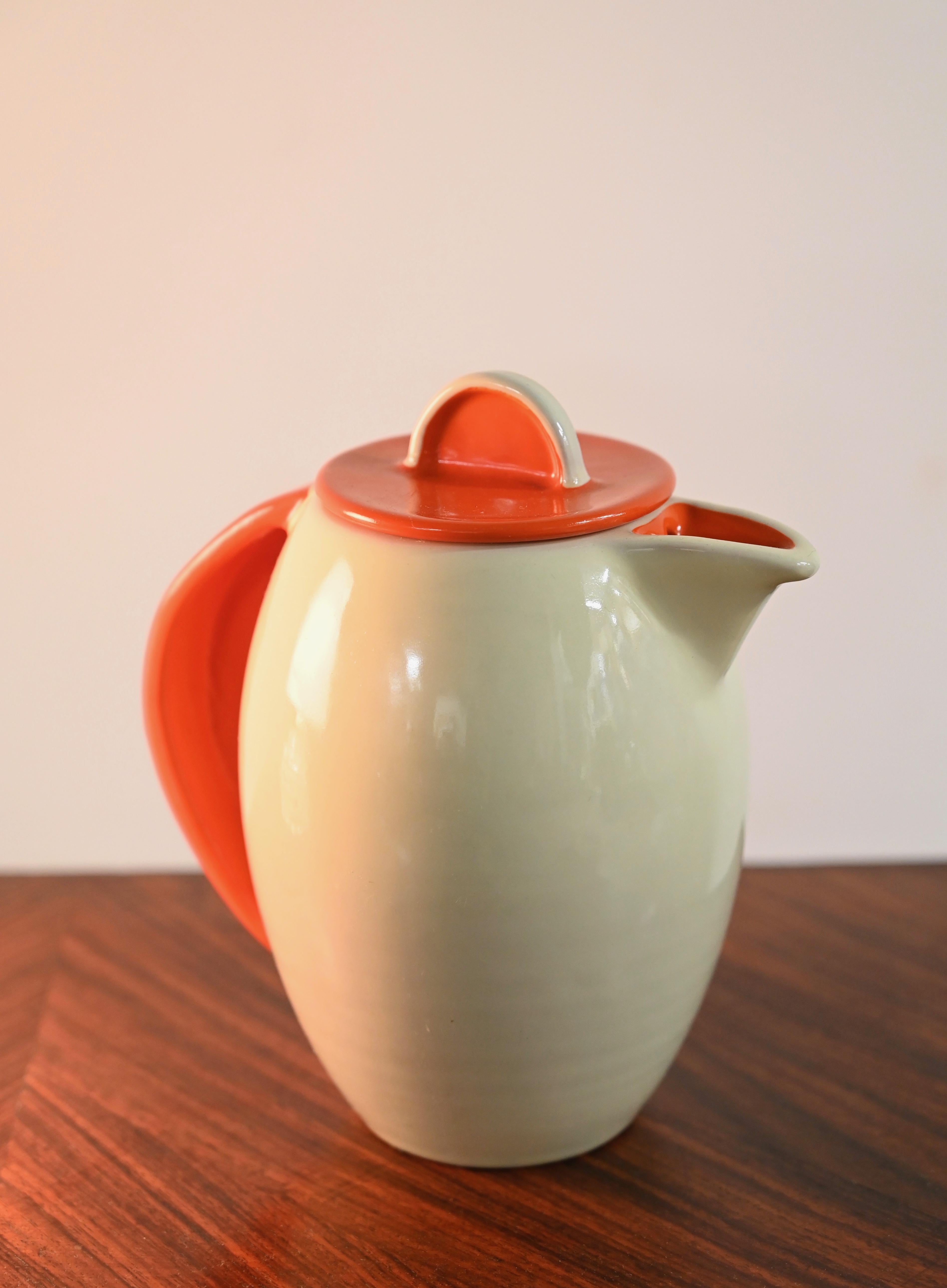 Mid-Century moderno Firmata Rometti Umbertide - Caraffa da caffè arancione avorio S.A.C.R.U., Italia 1940s in vendita