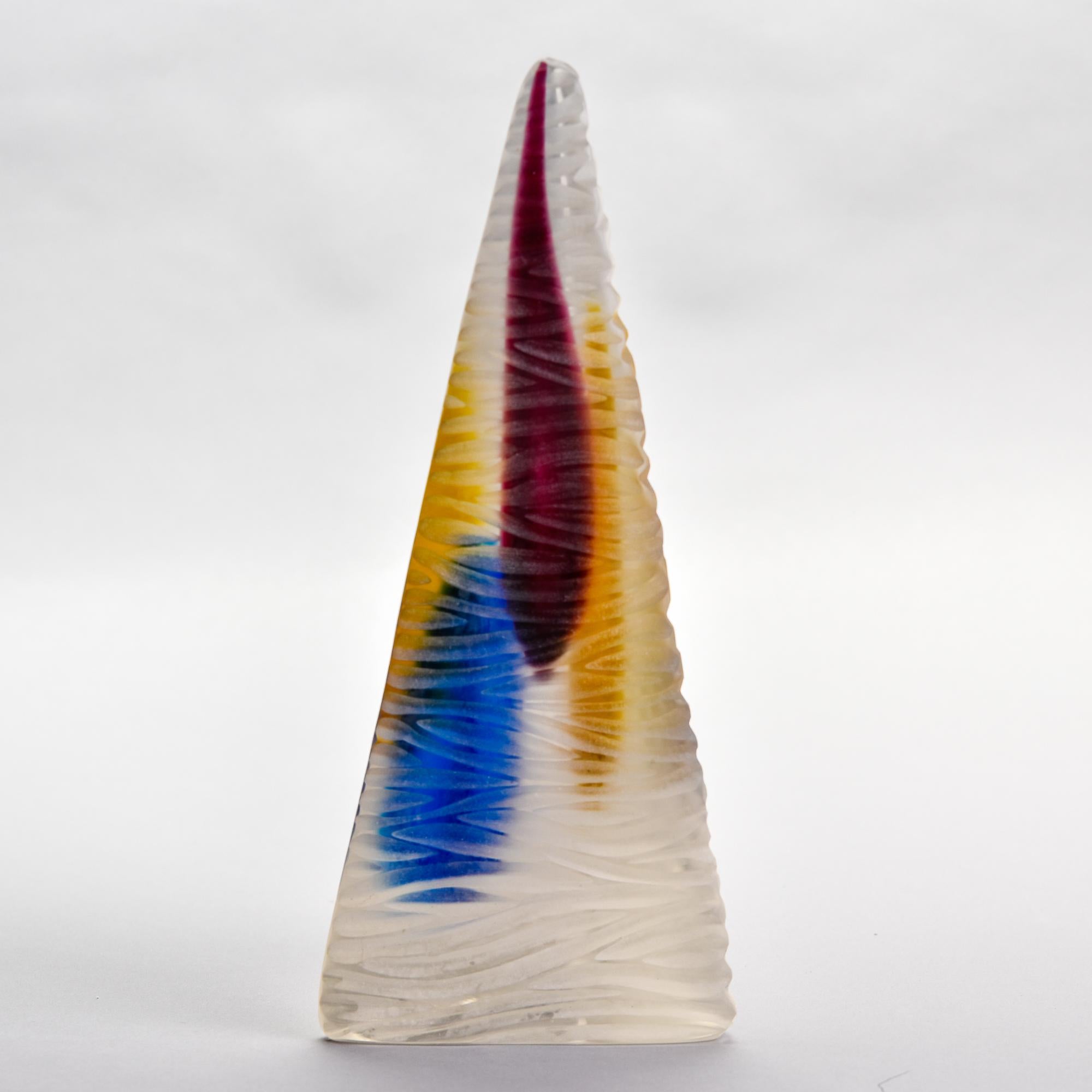 Signed Rossetto Murano Glass Battuto Pyramid with Multi Color Accents In Good Condition In Troy, MI