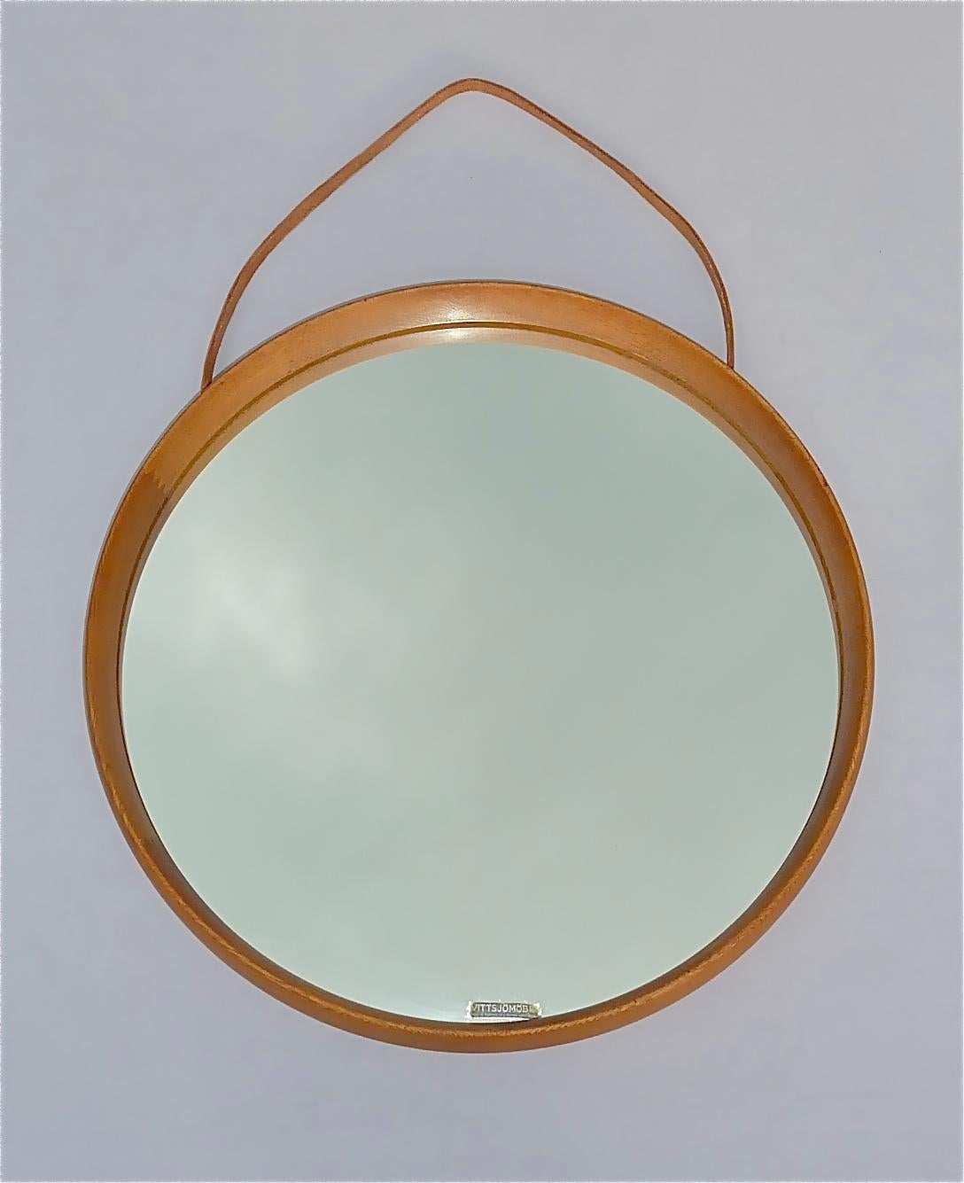 Signed Round Wall Mirror Vittsjö Östen Kristiansson Oak Wood Leather, 1960s For Sale 6