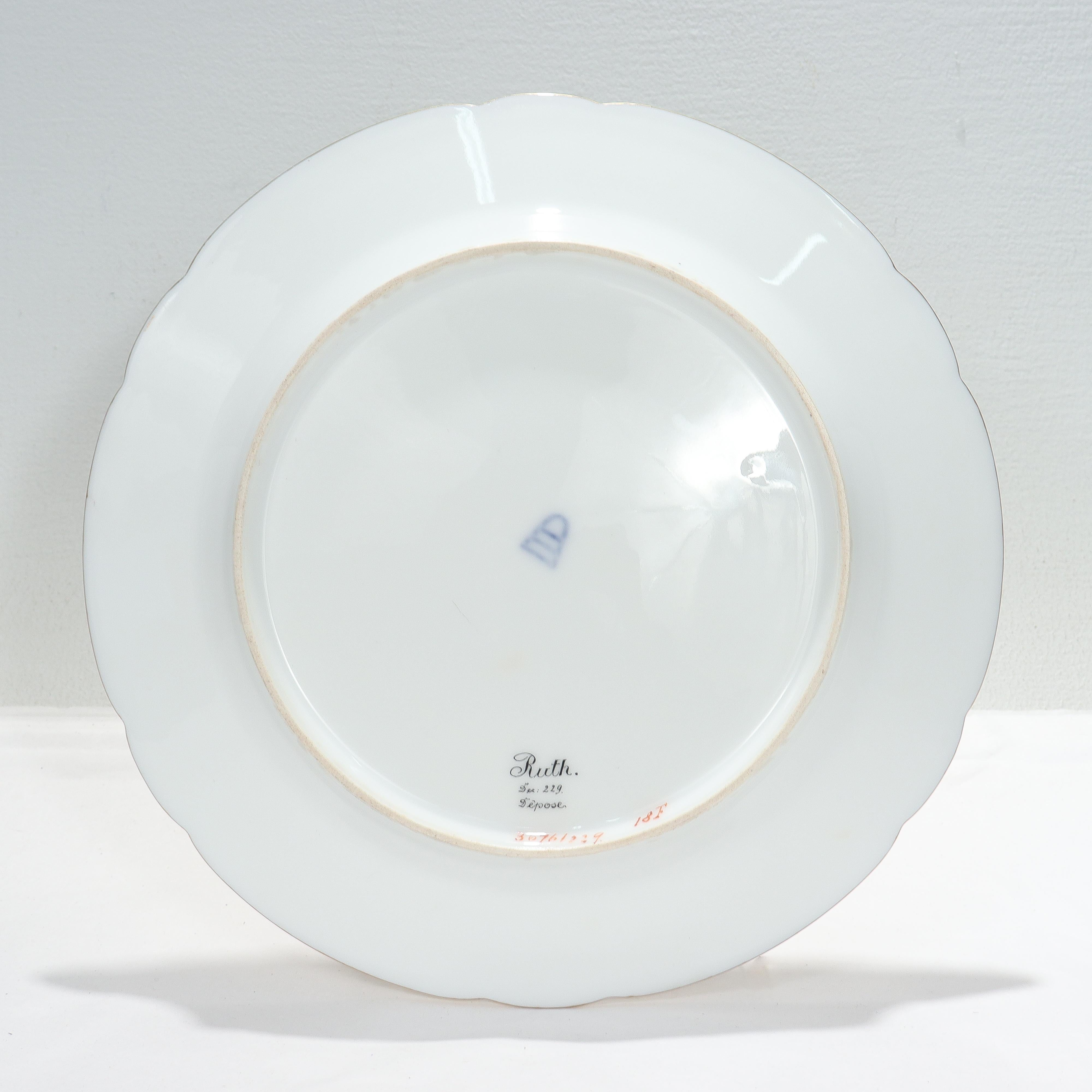 Signed Royal Vienna Porcelain Portrait Cabinet Plate with Platinum & Raised Gold In Good Condition For Sale In Philadelphia, PA