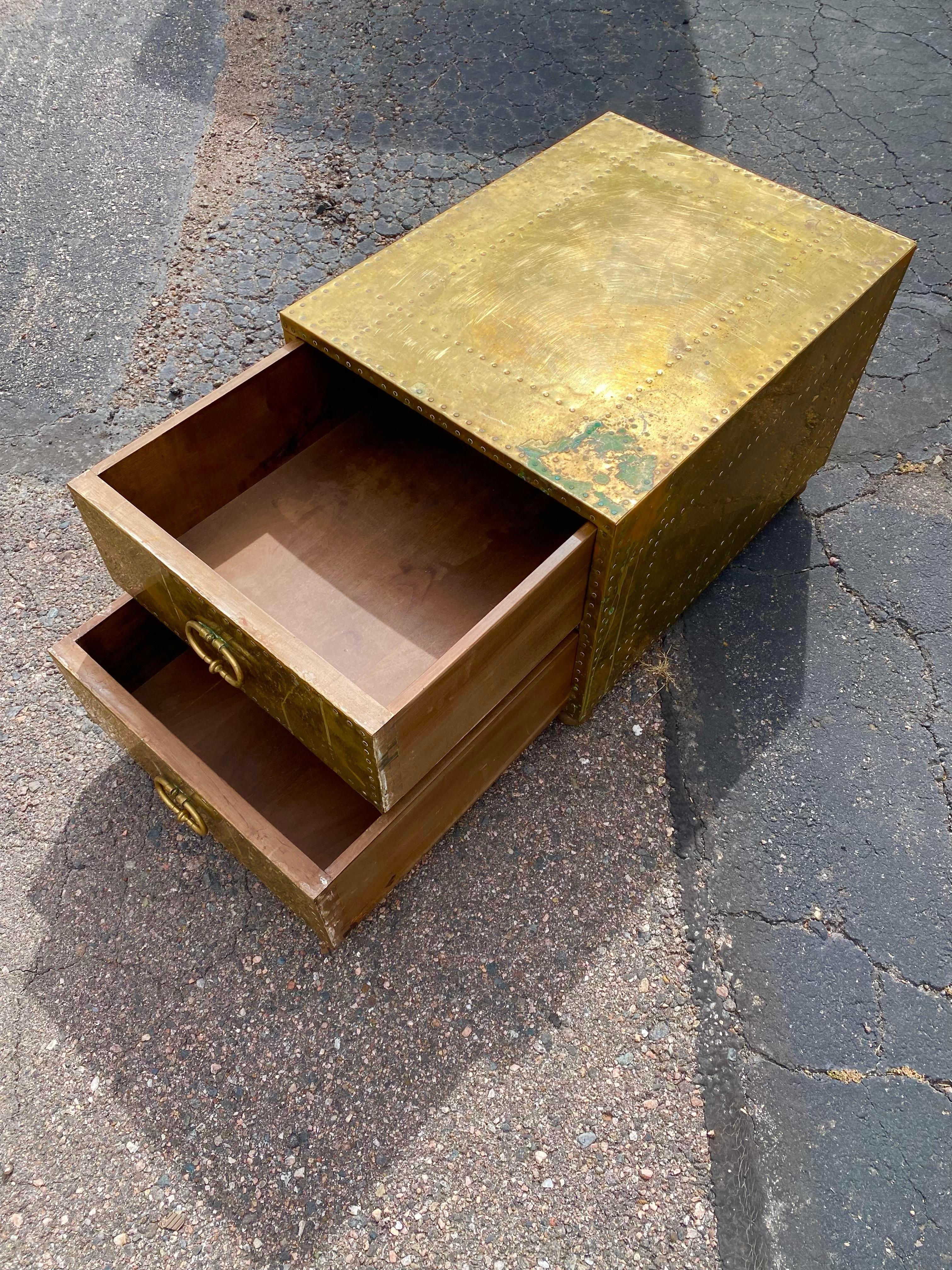 Mid-Century Modern Sarreid Brass Side Table Nightstand on Bun Feet For Sale