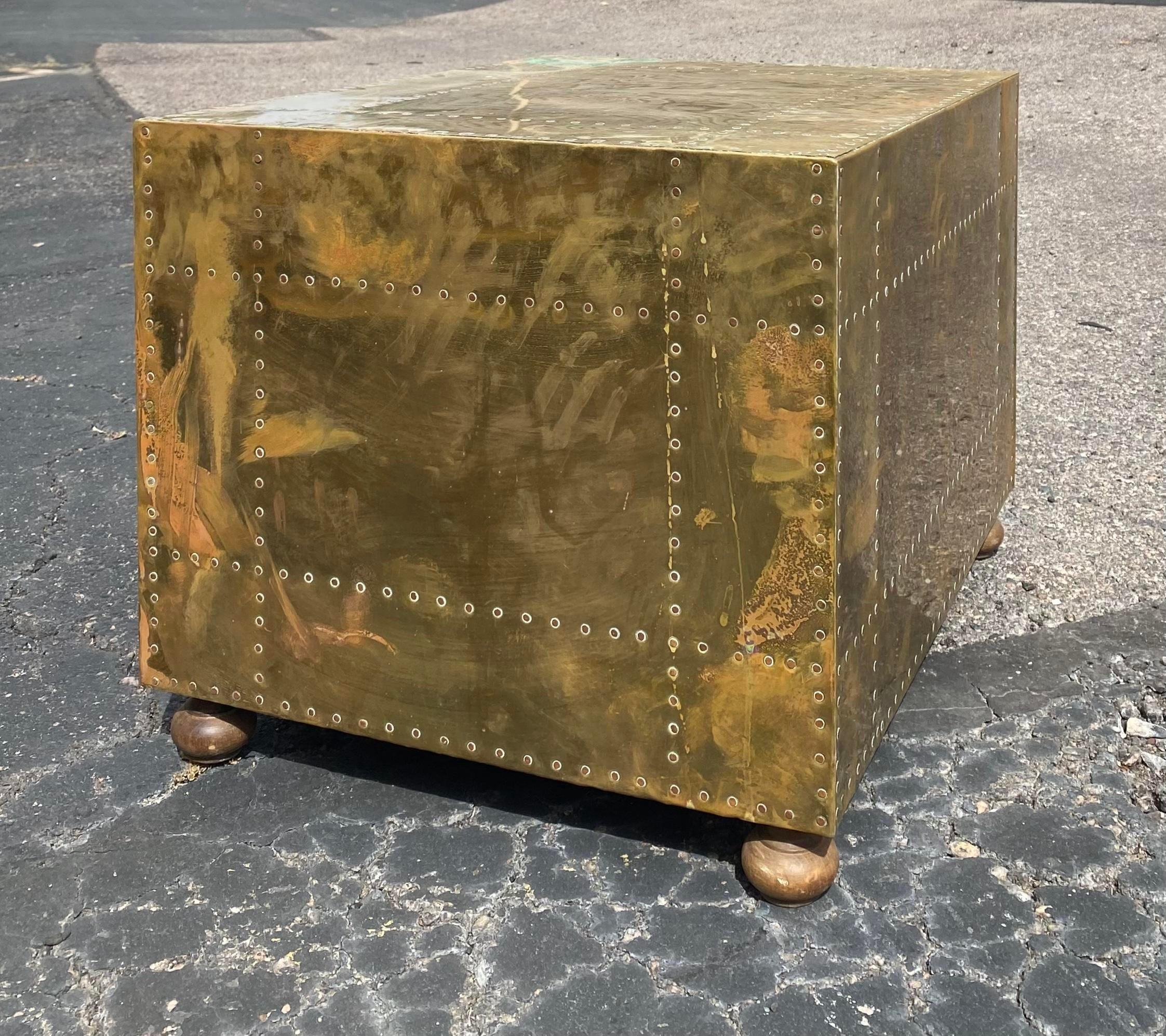 Sarreid Brass Side Table Nightstand on Bun Feet For Sale 2