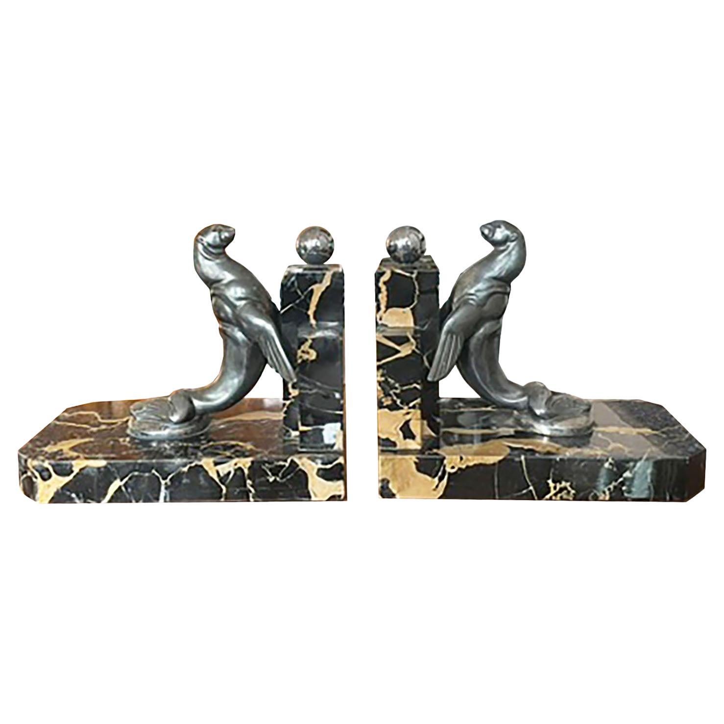 Signed sea lions bookends en vente
