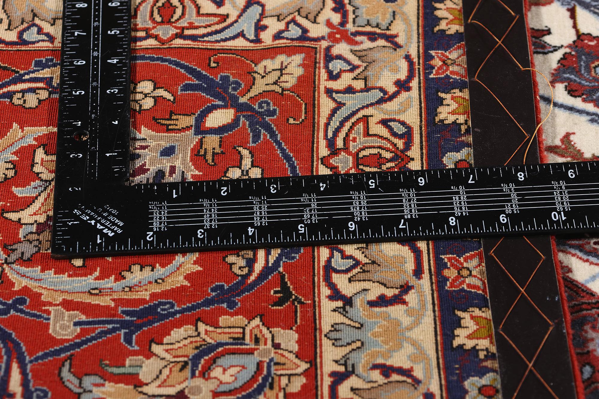 Wool 1960's Seirafian Ivory Persian Isfahan Carpet with Traditional Style For Sale