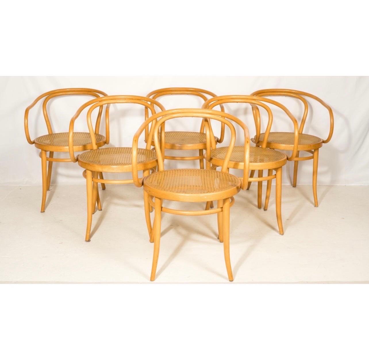 Mid-century Le Corbusier 'B9' dining chairs for Stendig, circa 1960s. Set of 6 bentwood and cane dining chairs. Lovely beech bentwood frame with translucent cane seat. Beautiful curvature and angles seen throughout the composition. A timeless
