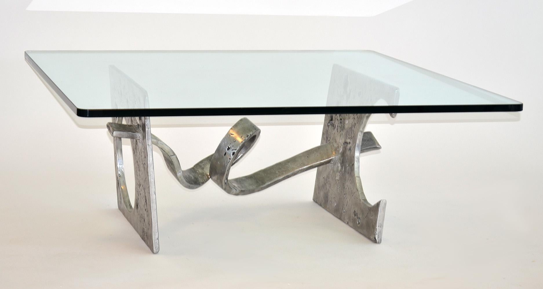 Signed Silas Seandel 'Knot' Cocktail Aluminum Coffee Table USA, 1970's
Signed Silas Seandel 'Knot