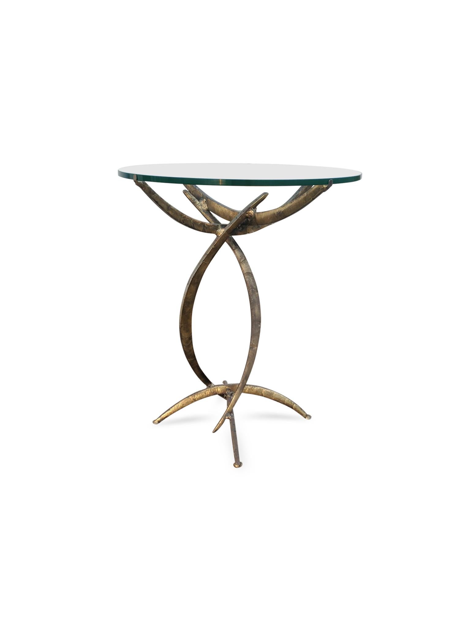 Signiert Silas Seandel ' Ortago ' Bronze Beistelltisch im Zustand „Gut“ im Angebot in Middlesex, NJ