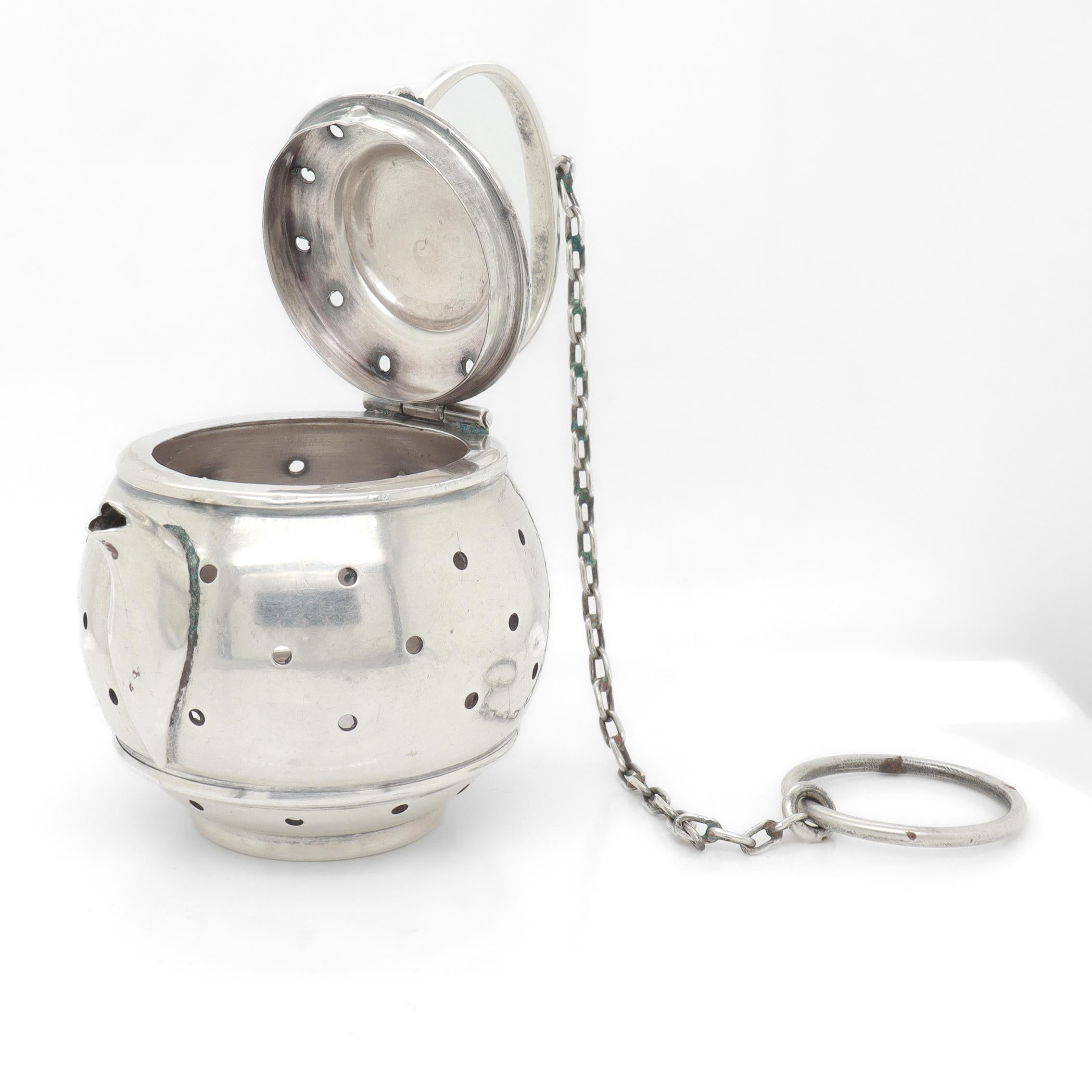 Signed Simons Brothers Figural Sterling Silver Miniature Teapot Tea Strainer For Sale 5