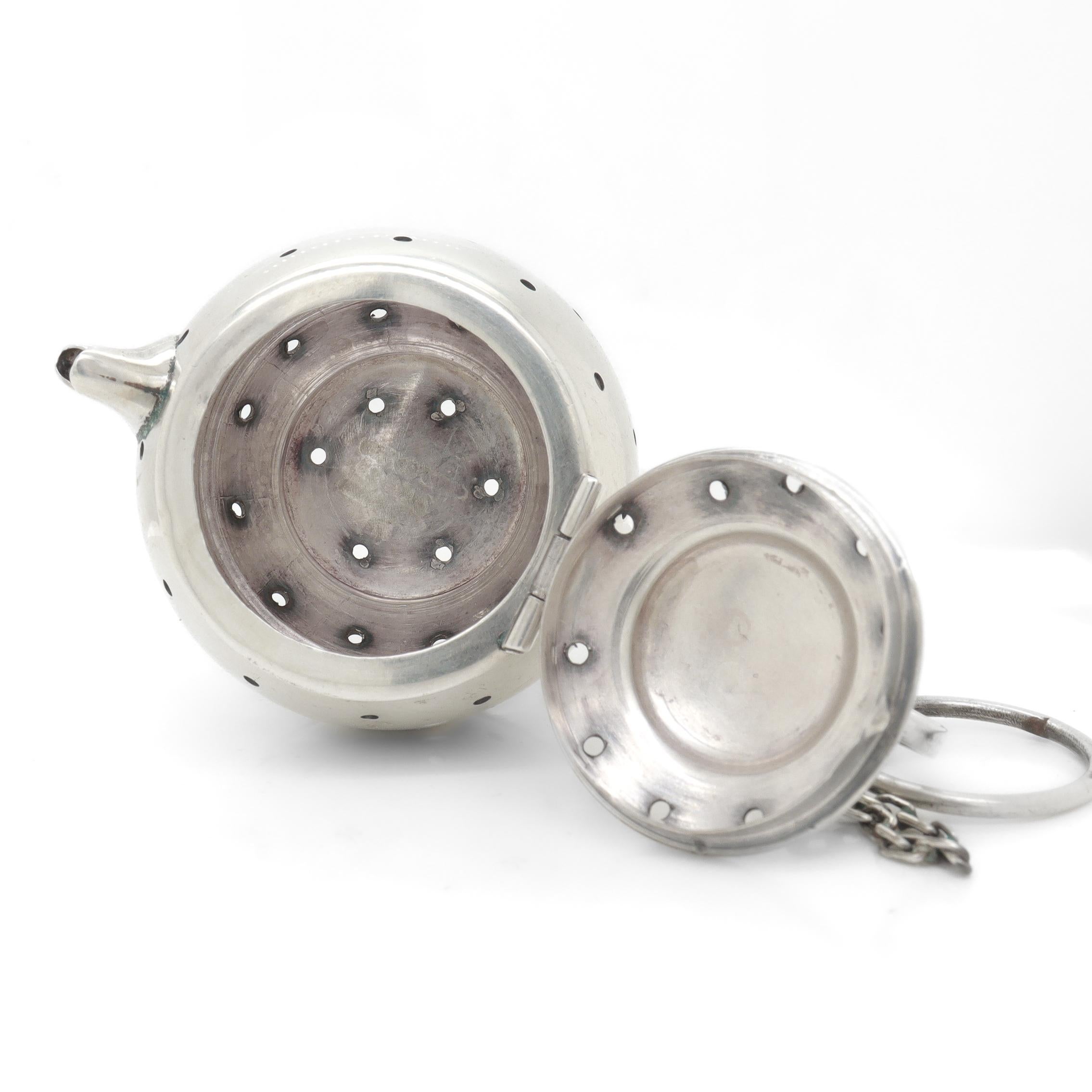 Signed Simons Brothers Figural Sterling Silver Miniature Teapot Tea Strainer For Sale 7