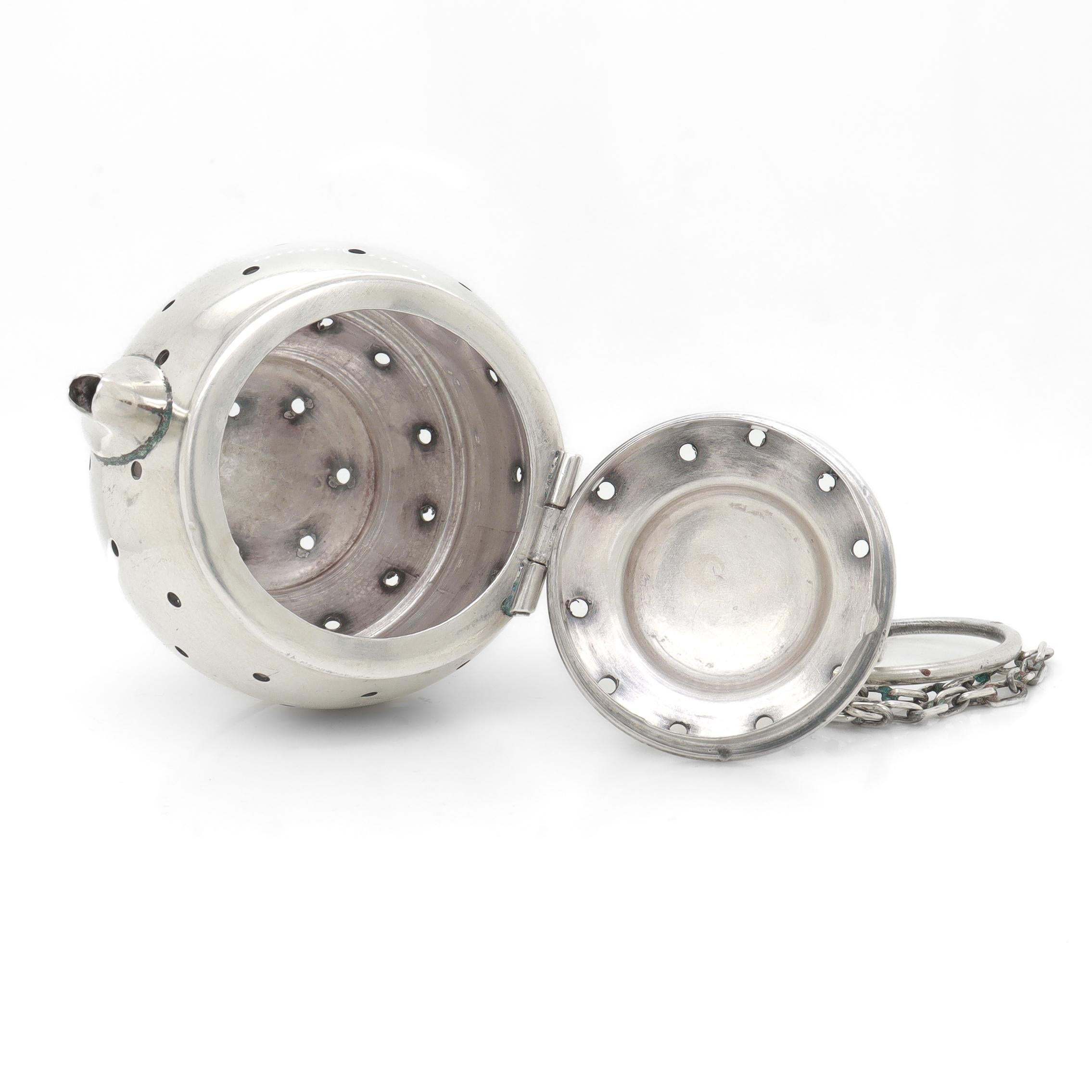Signed Simons Brothers Figural Sterling Silver Miniature Teapot Tea Strainer For Sale 8