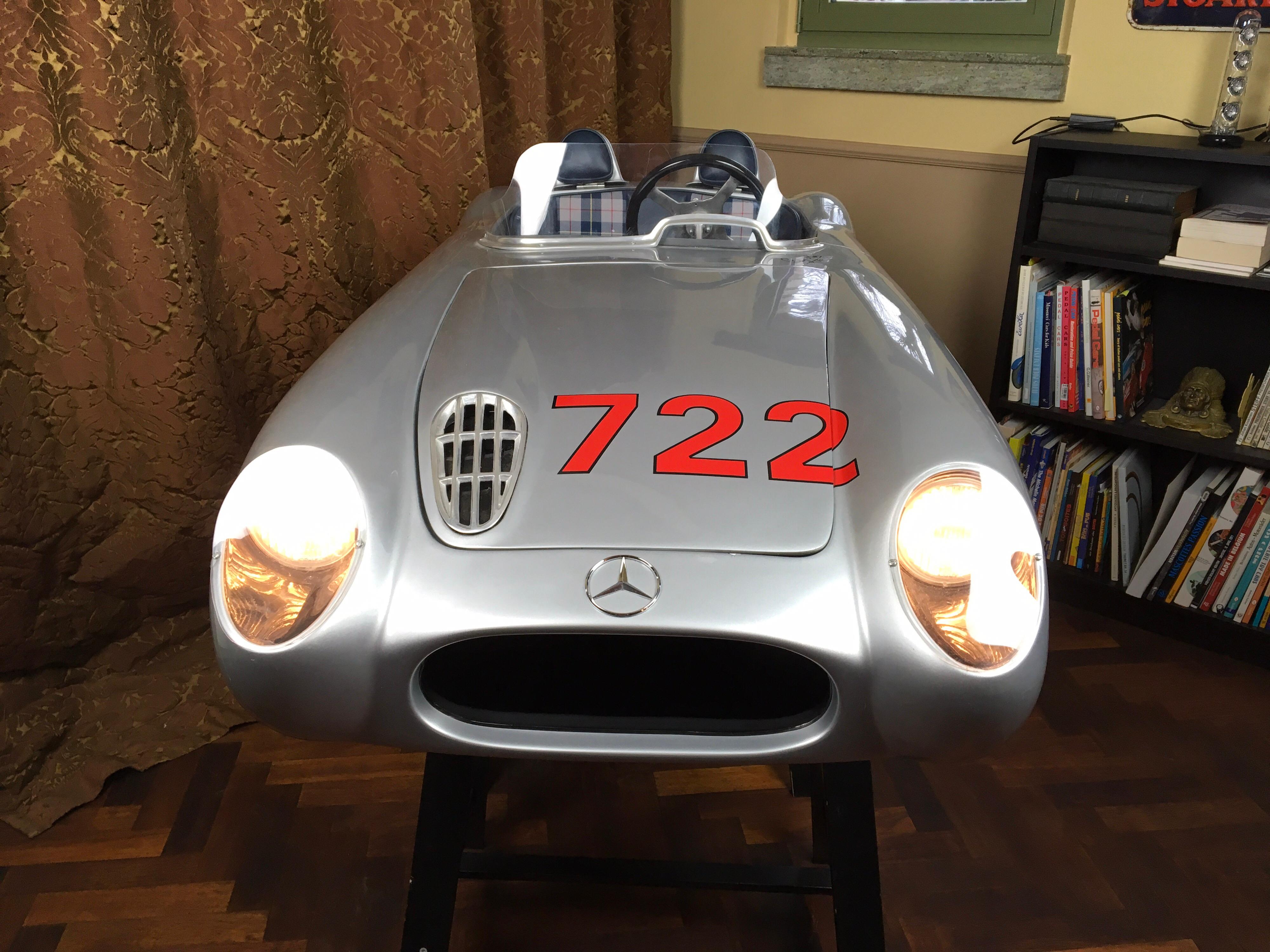 1/2 Scale Mercedes-Benz 300 SLR 722 Junior Car, Signed by Sir Stirling Moss  8