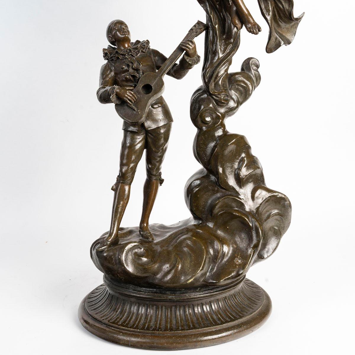 Signierte Skulptur aus Zinn, die den Pierrot de la Lune darstellt, 20. im Zustand „Gut“ im Angebot in Saint-Ouen, FR