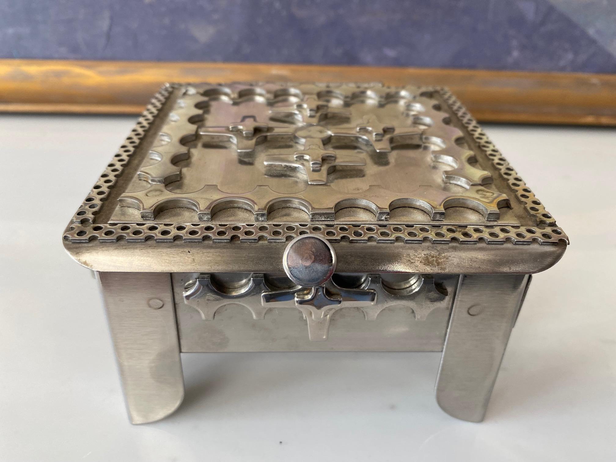 Signed Stanley Szwarc Stainless Steel Jewelry Box For Sale 2