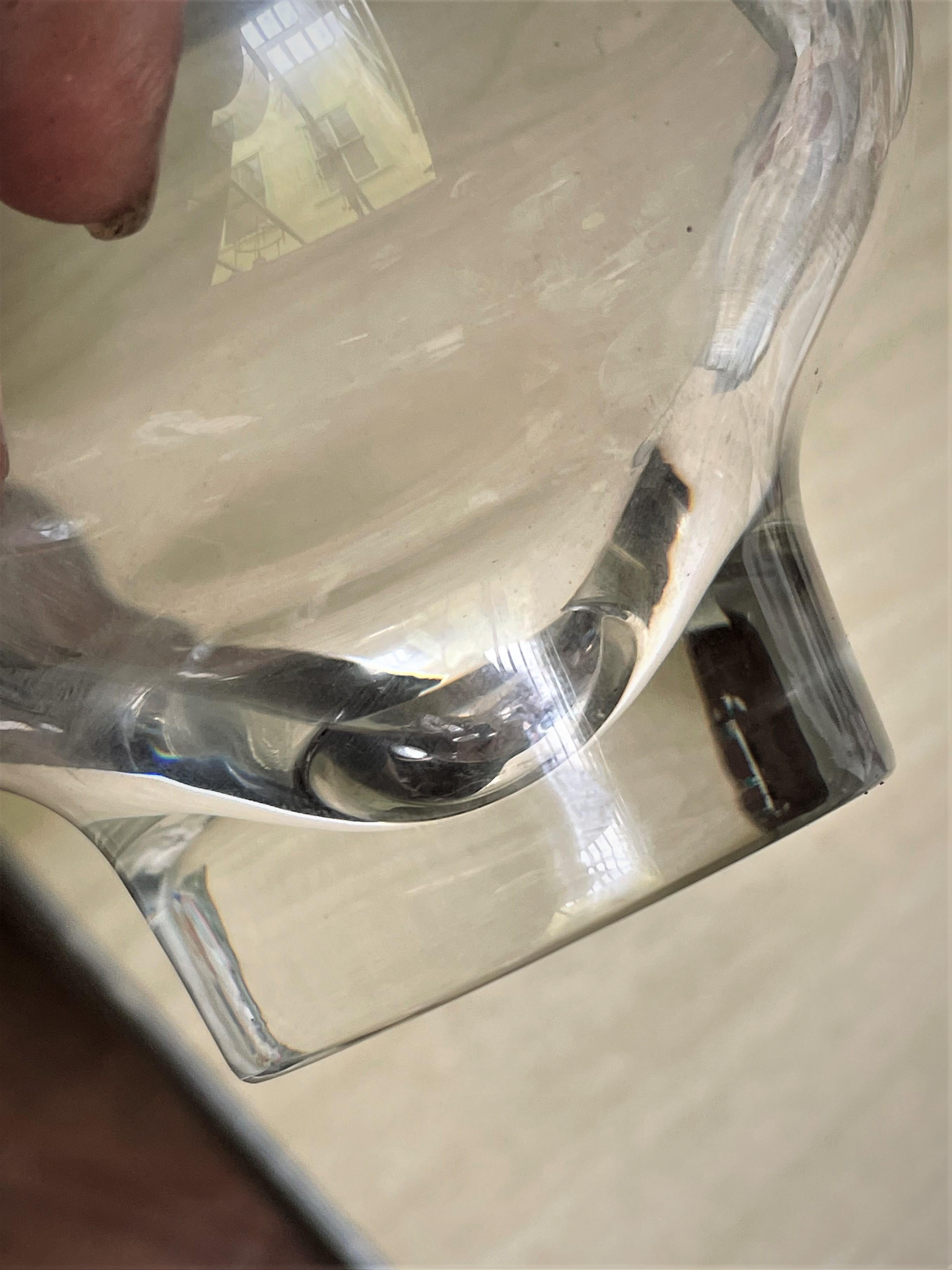Petit bol en verre transparent signé Steuben Glass, milieu de siècle en vente 3