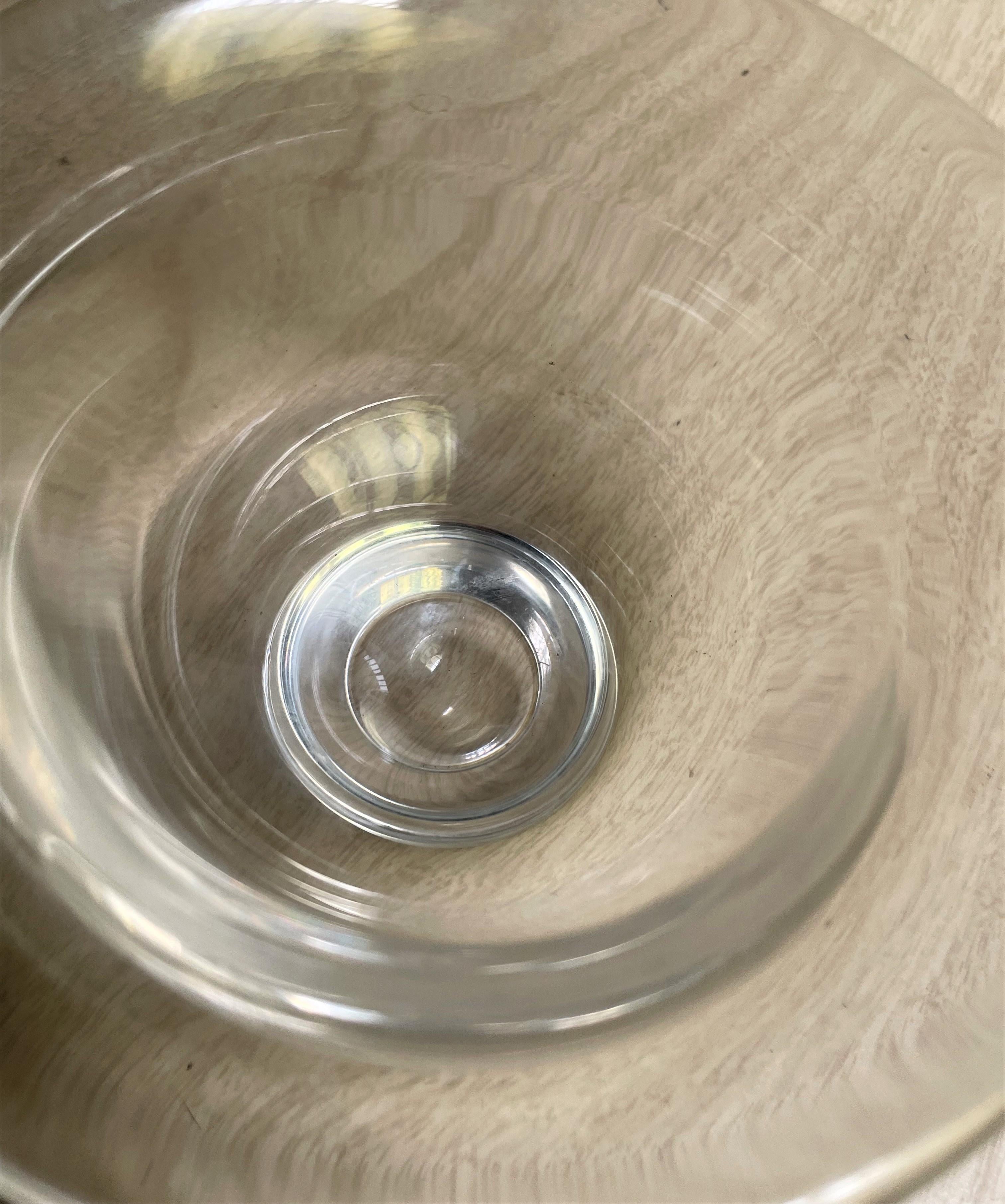 Petit bol en verre transparent signé Steuben Glass, milieu de siècle Bon état - En vente à Clifton Forge, VA