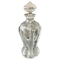 Firma Stevens & Williams Jarra de cristal soplado a mano con narcisos grabados