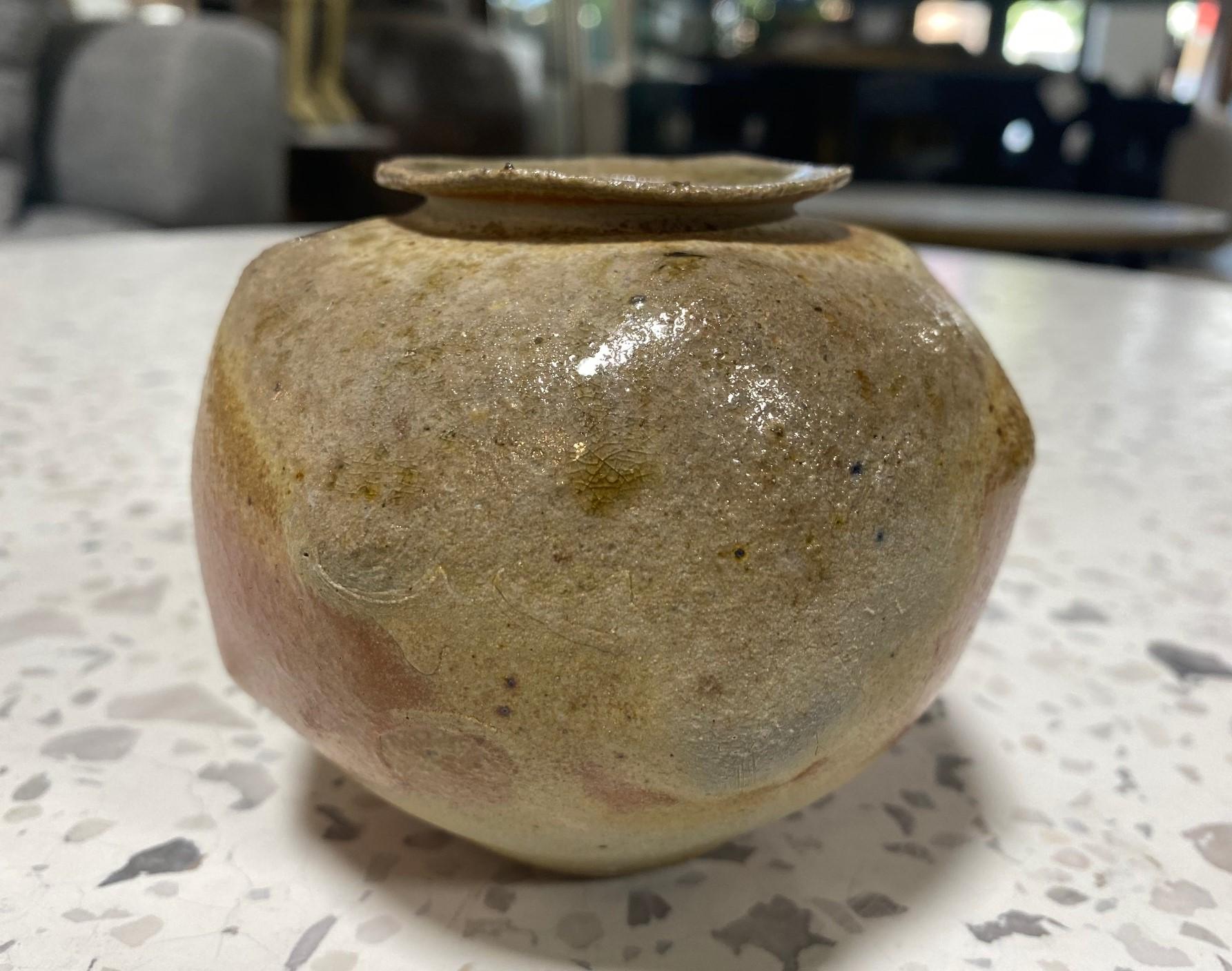 Signed Studio Pottery Glazed Wabi-Sabi Art Vase Maybe Japanese Asian Bizen Ware In Good Condition For Sale In Studio City, CA