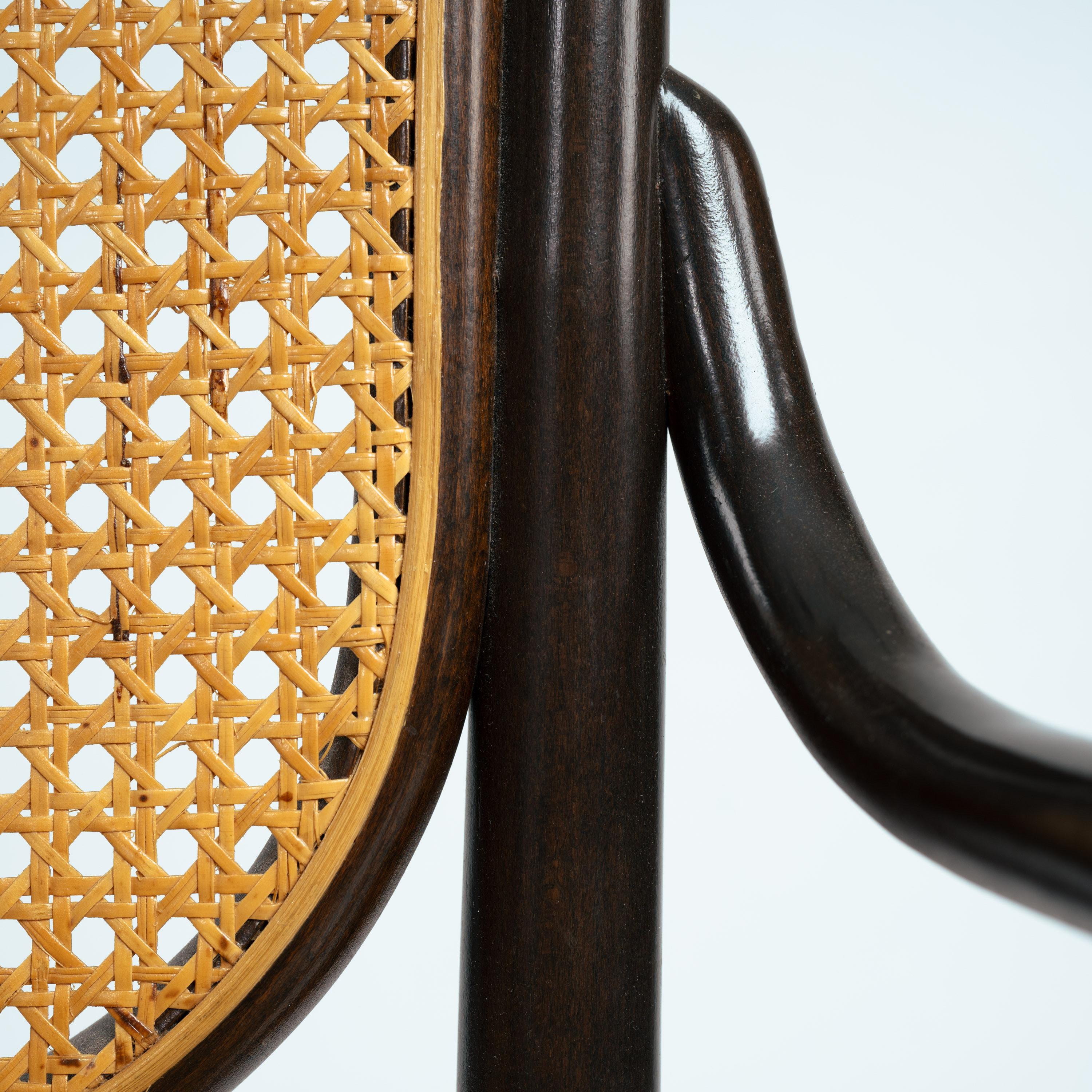 signed Thonet highback webbing bentwood bench 207 Long John, 1970s For Sale 8
