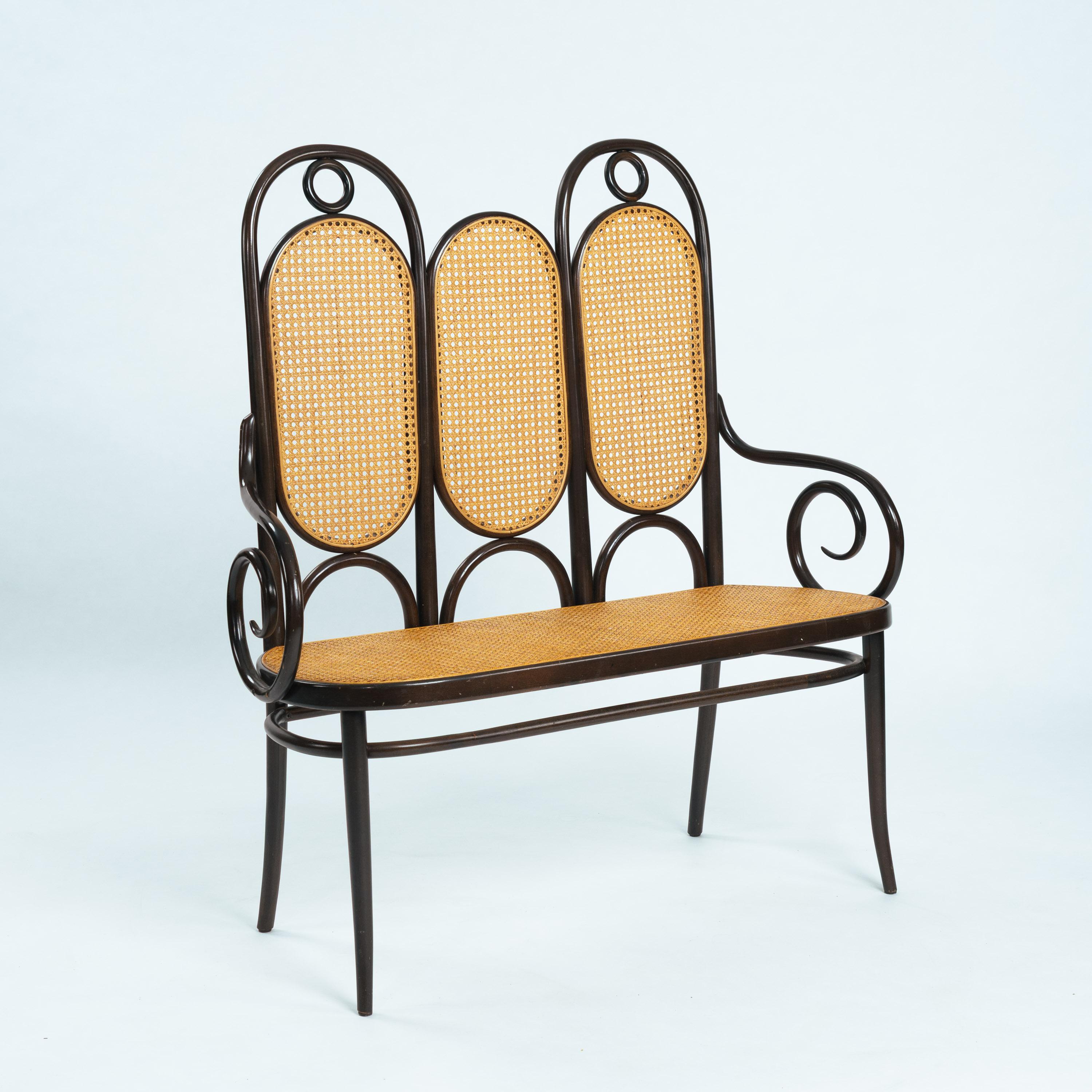 Mid-Century Modern signed Thonet highback webbing bentwood bench 207 Long John, 1970s For Sale