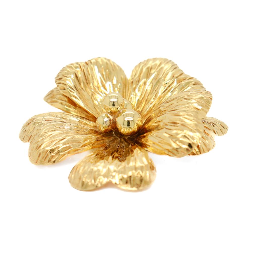 Women's or Men's Signed Tiffany & Co. 14K Yellow Gold Flower Brooch For Sale