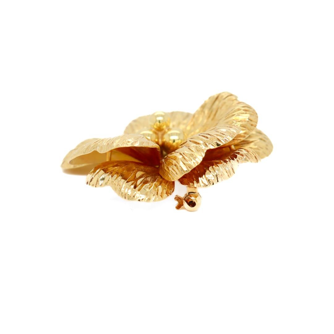 Signed Tiffany & Co. 14K Yellow Gold Flower Brooch For Sale 1