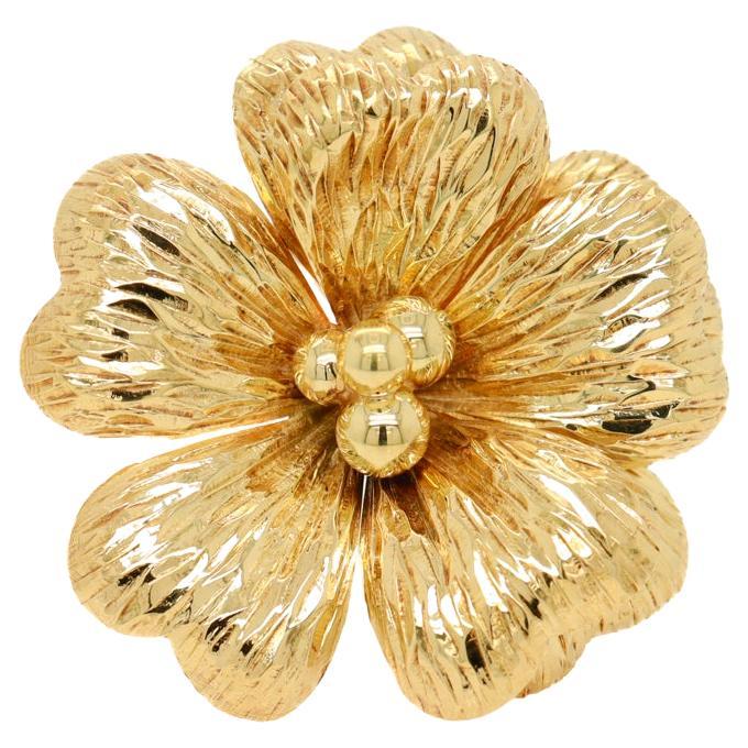 Signed Tiffany & Co. 14K Yellow Gold Flower Brooch For Sale