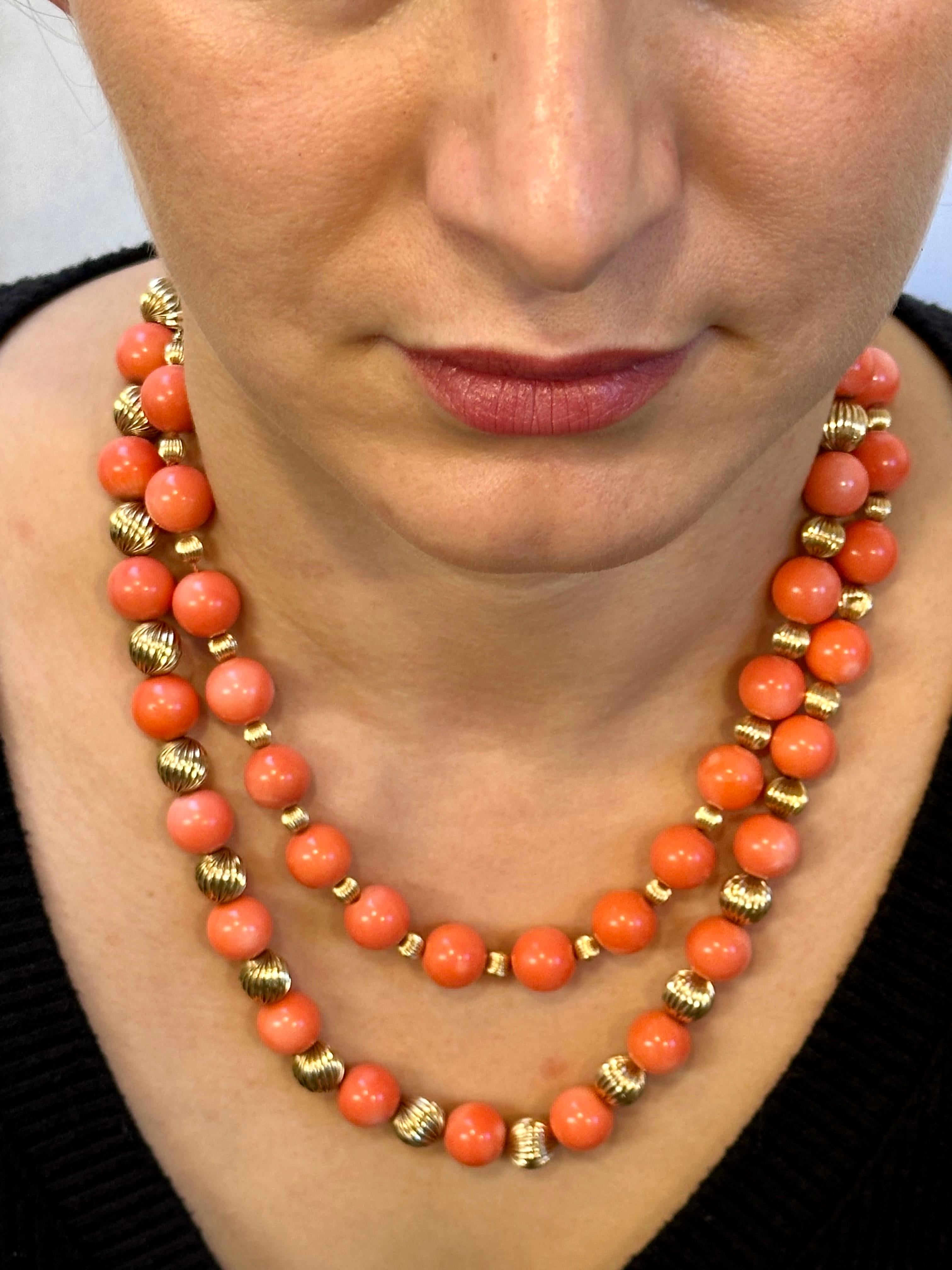 Signed Tiffany & Co. Vintage Natural Coral & Yellow Gold Bead Necklace, 38