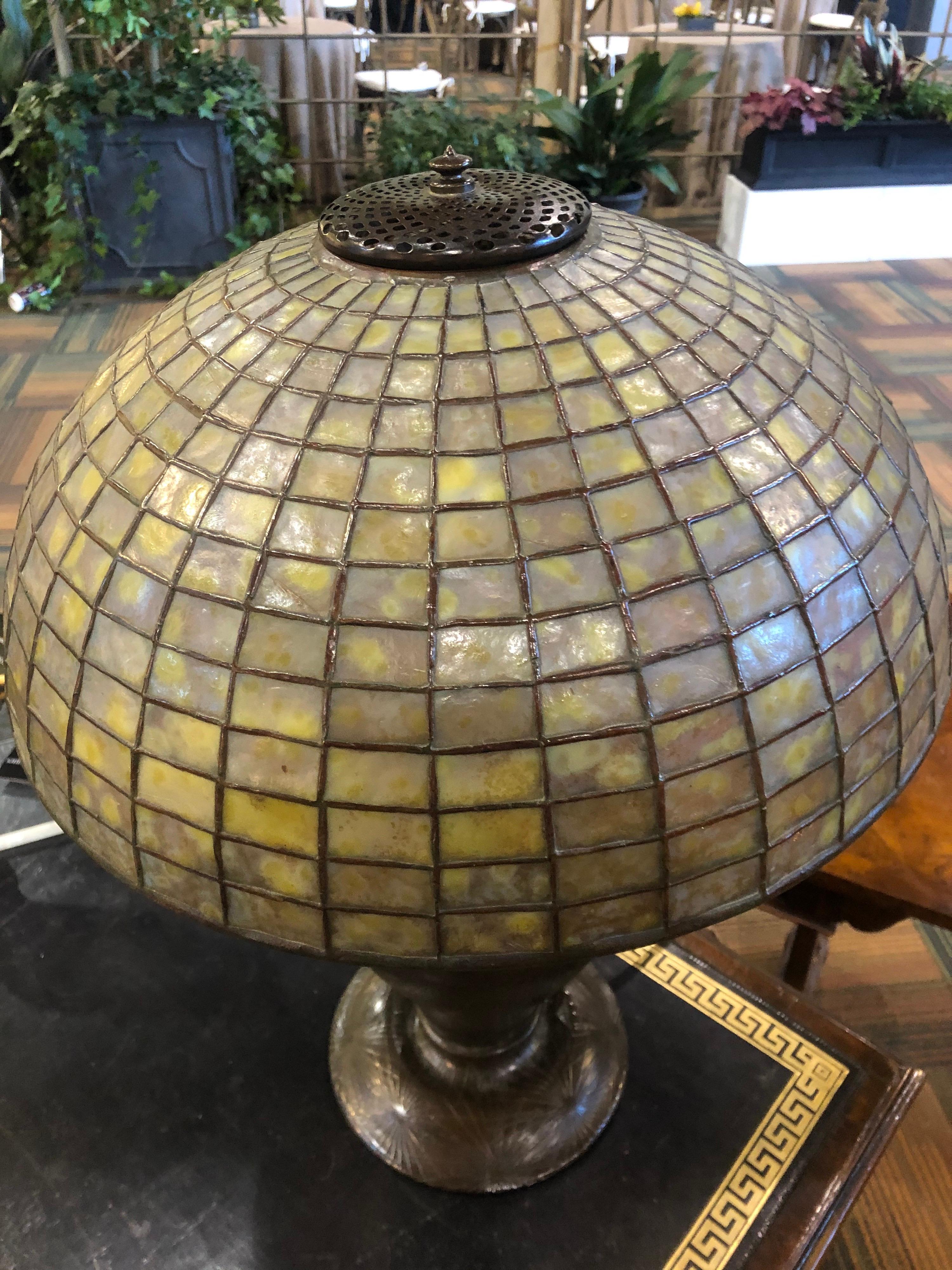 amber tiffany table lamp
