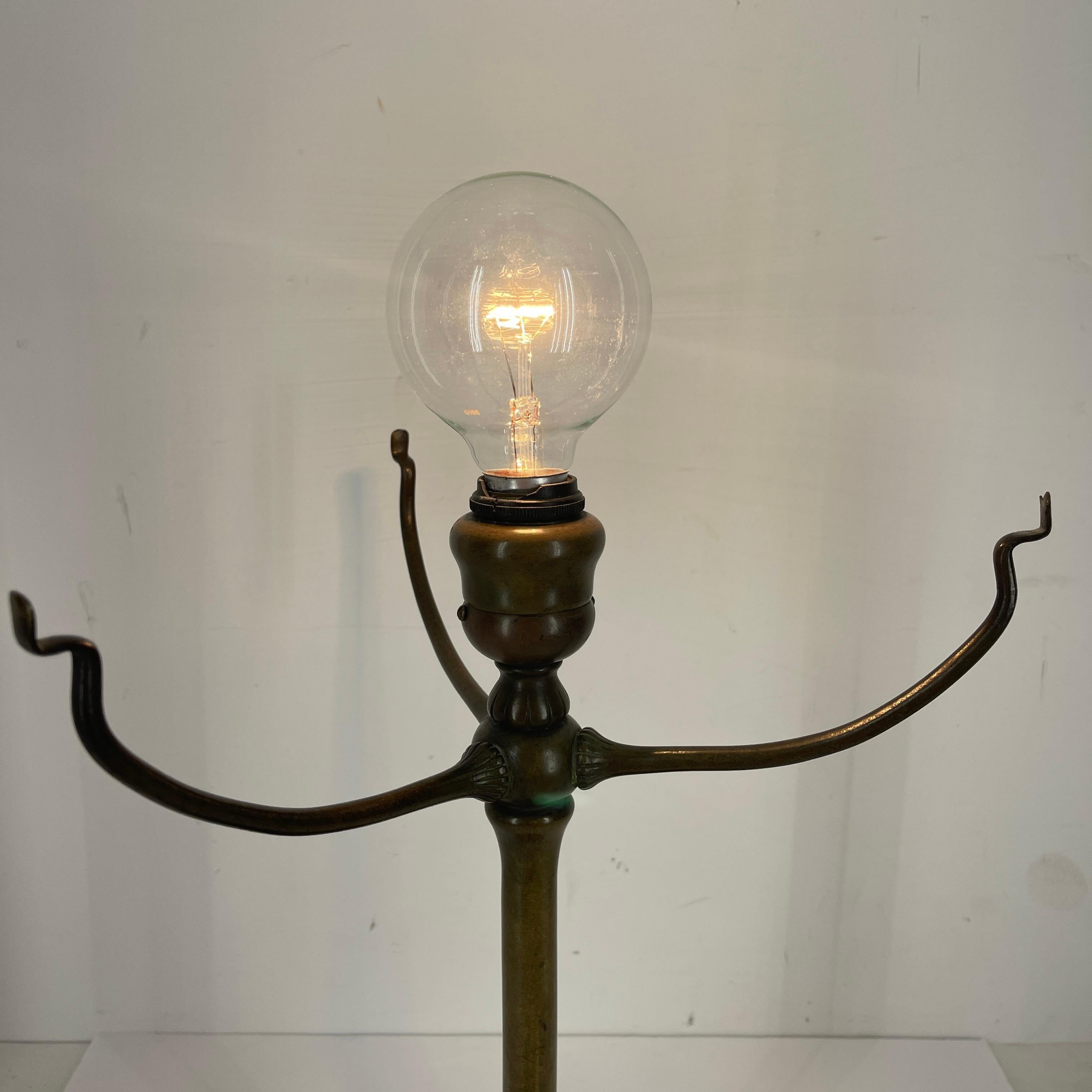 Signed Tiffany Studios Art Nouveau Table Lamp, Early 1900's For Sale 8