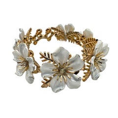Signed Trifari Dogwood Bracelet Vintage Enamel White & Gold Tone Flower Bracelet