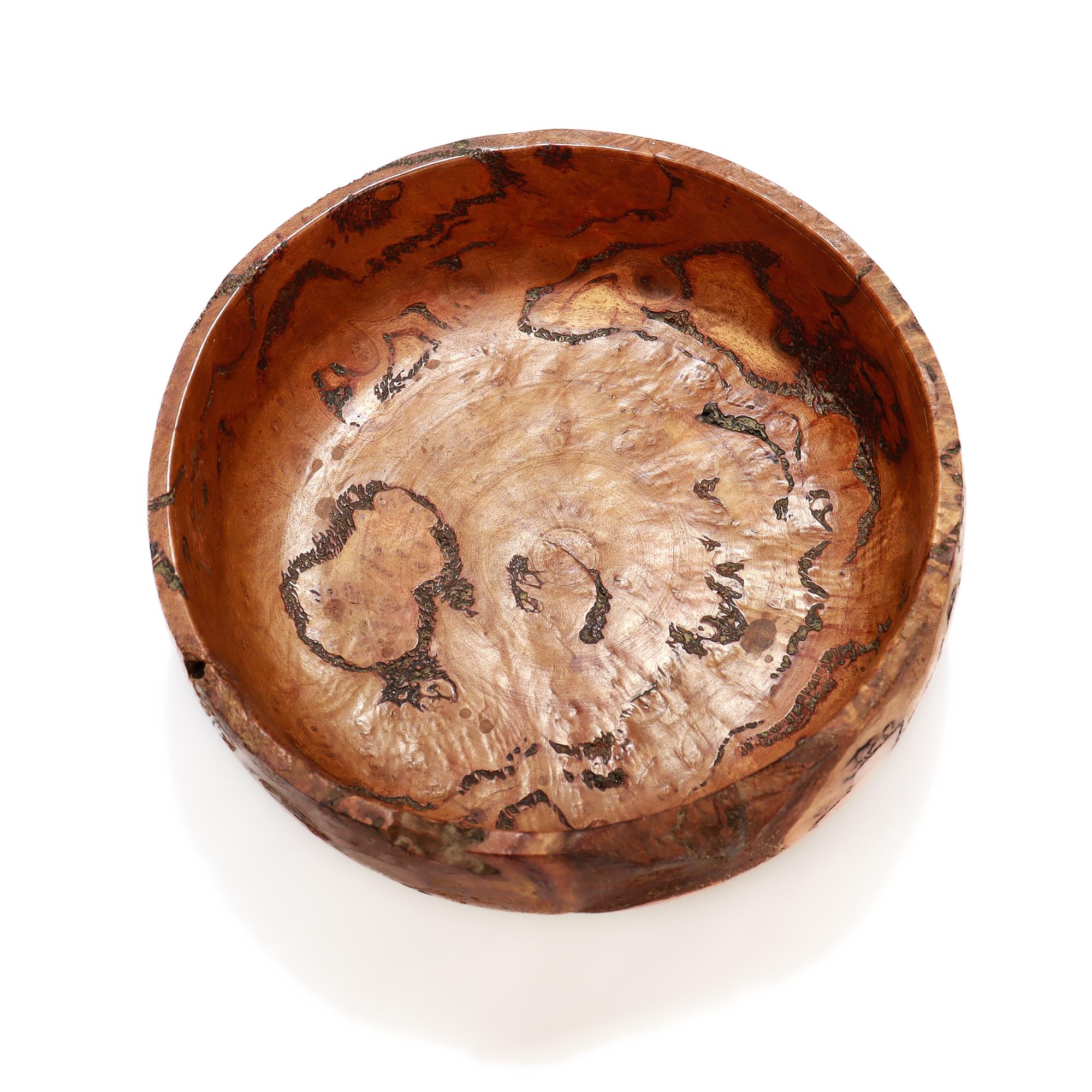 Bol en bois tourné signé en ronce de gomme bleue en vente 2